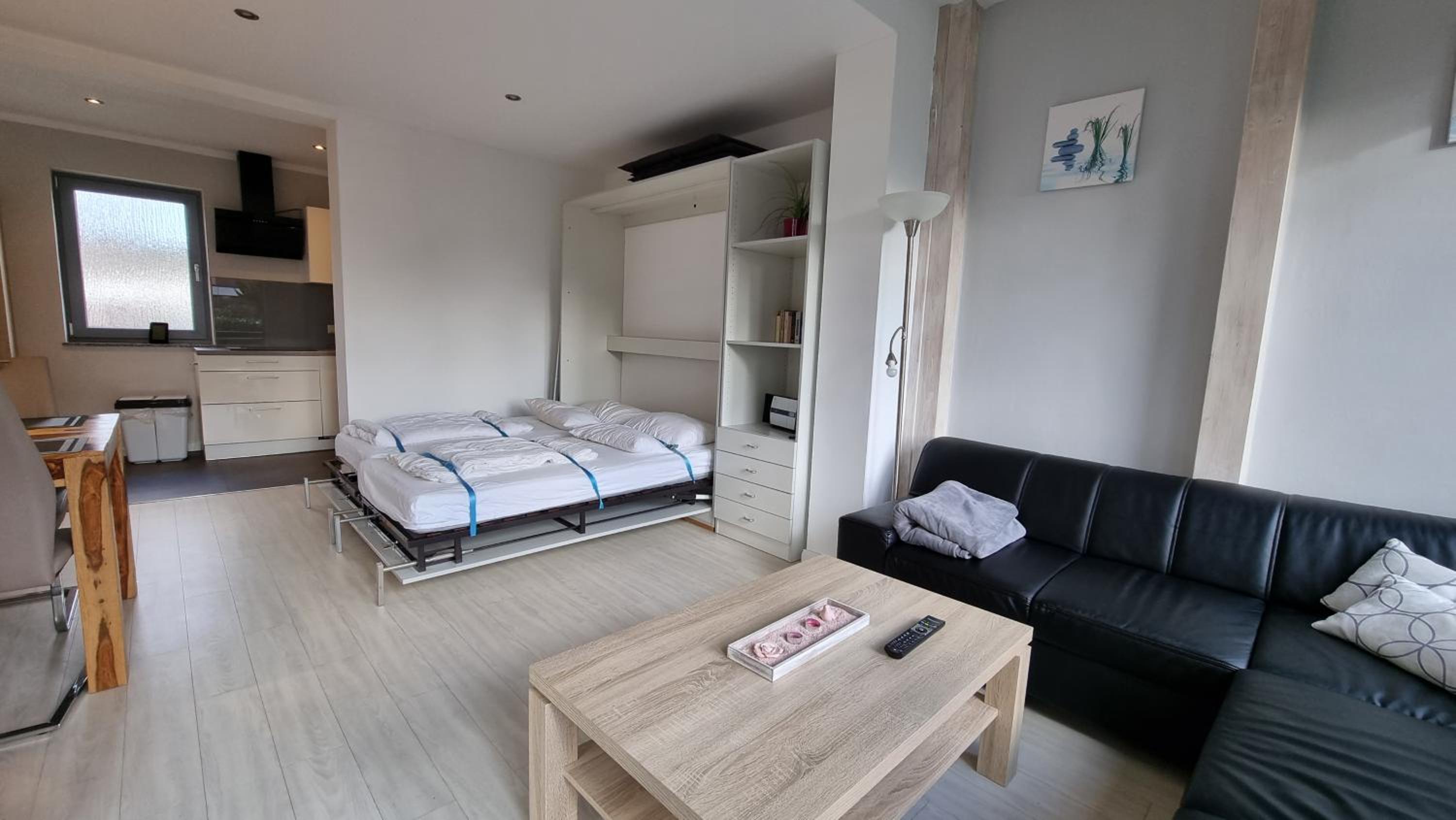One-Bedroom Apartment - Photo 5