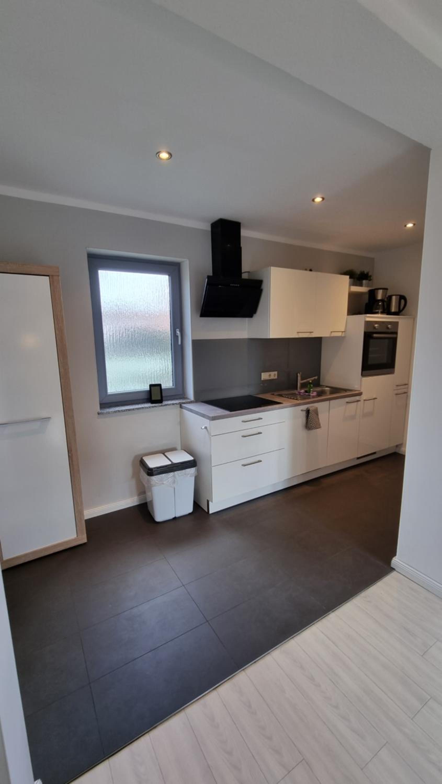 One-Bedroom Apartment - Photo 7