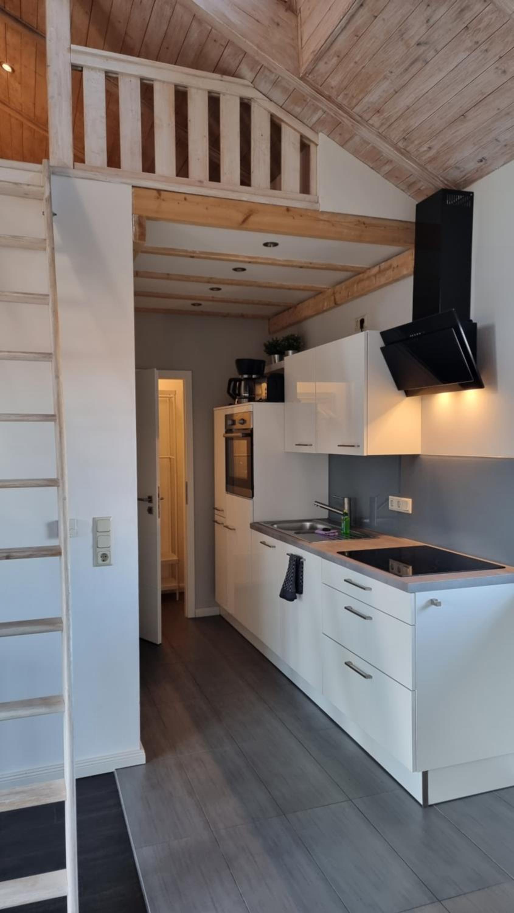 Apartment - Photo 17