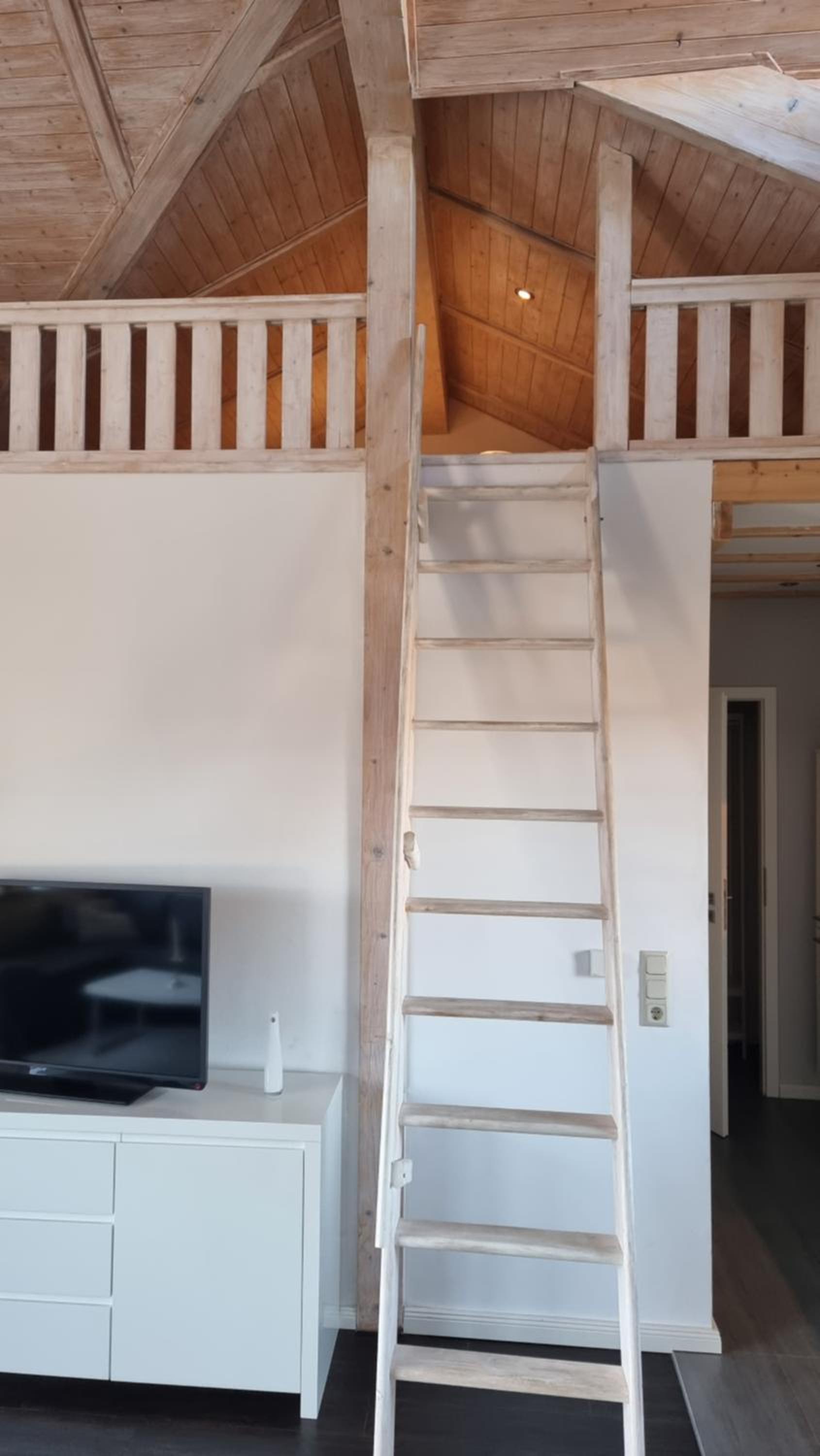 Apartment - Photo 16