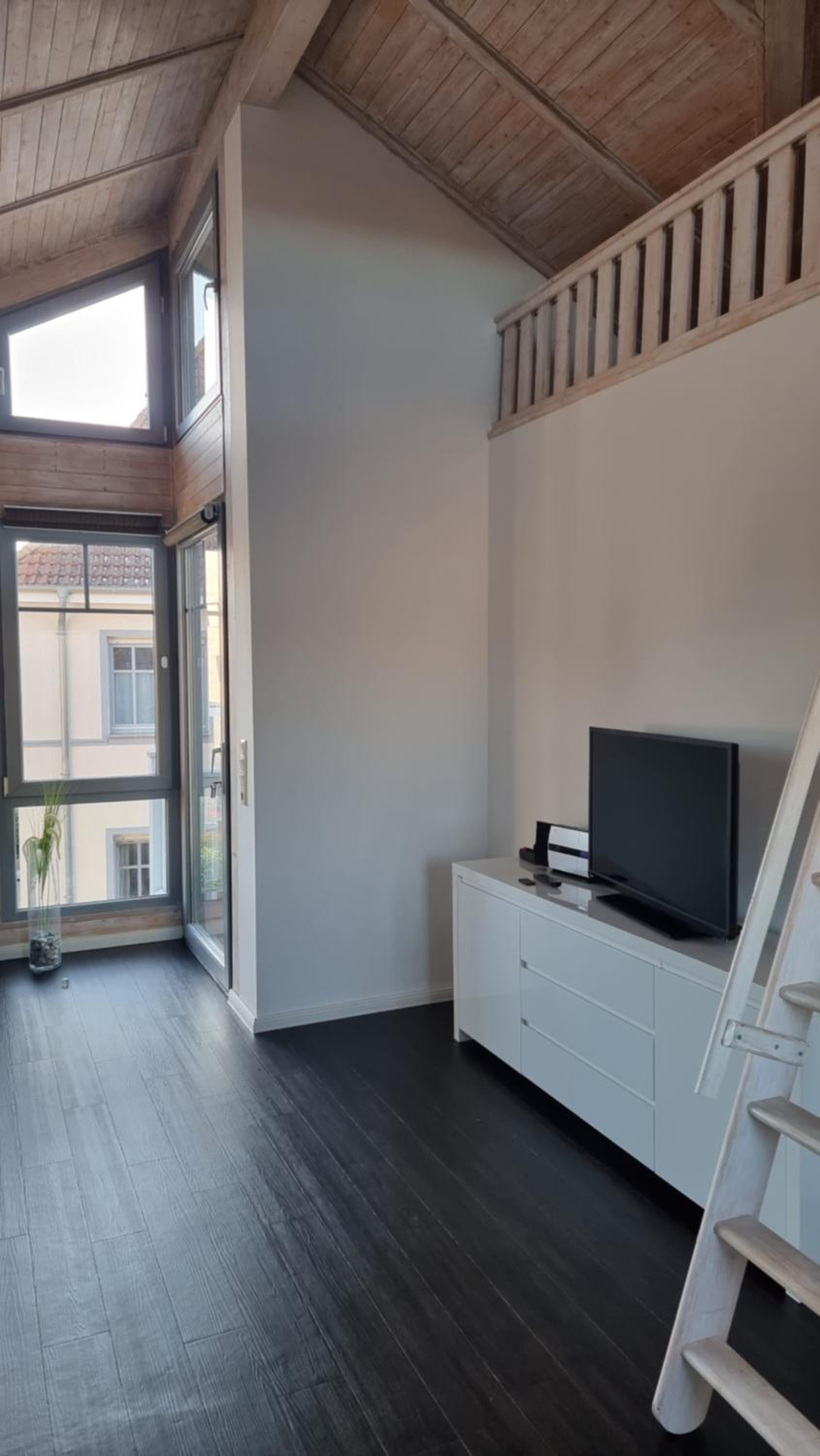 Apartment - Photo 25