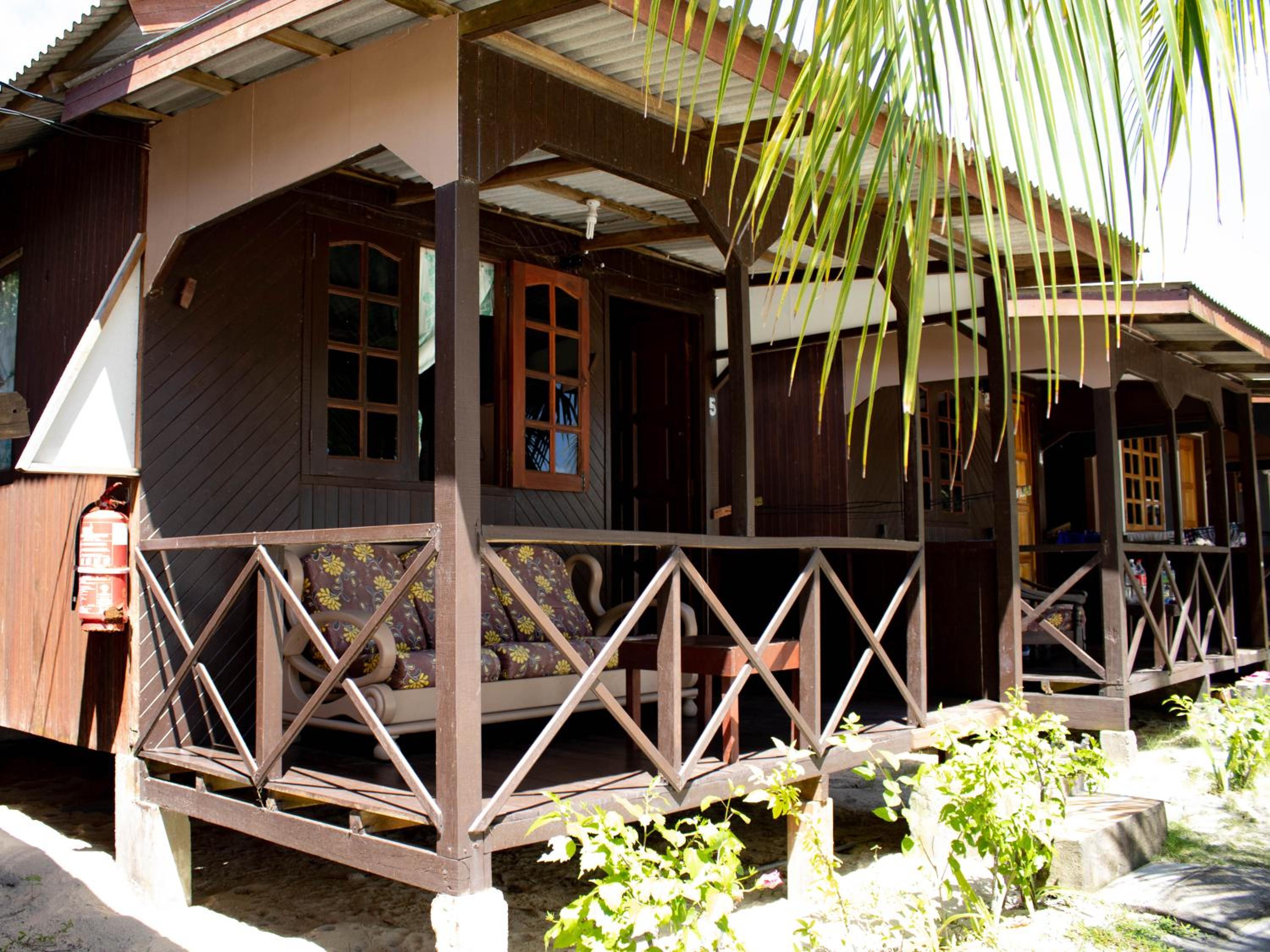 Double Room with Balcony (3 Adults) photo 3
