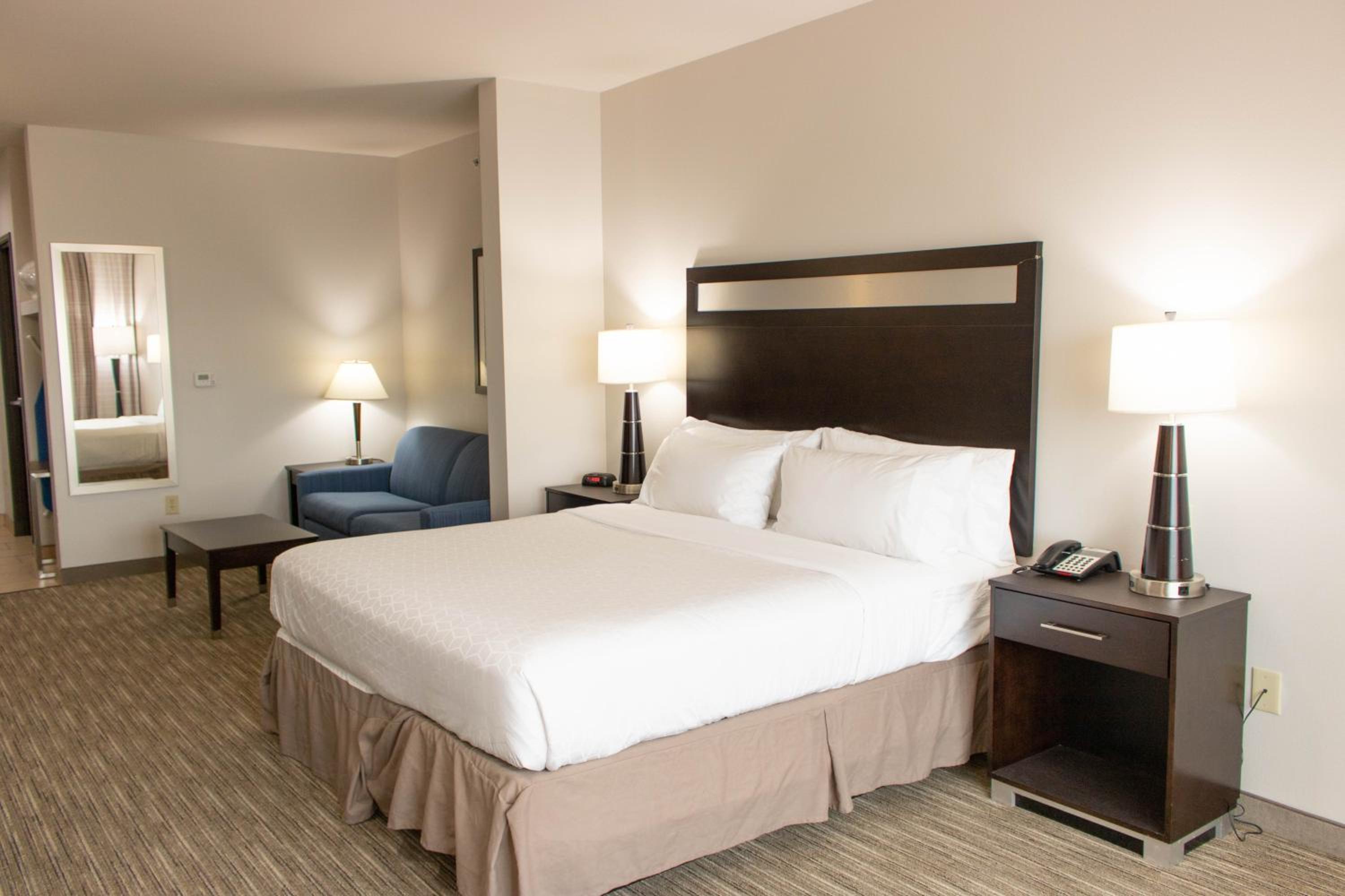 King Suite with Sofa Bed