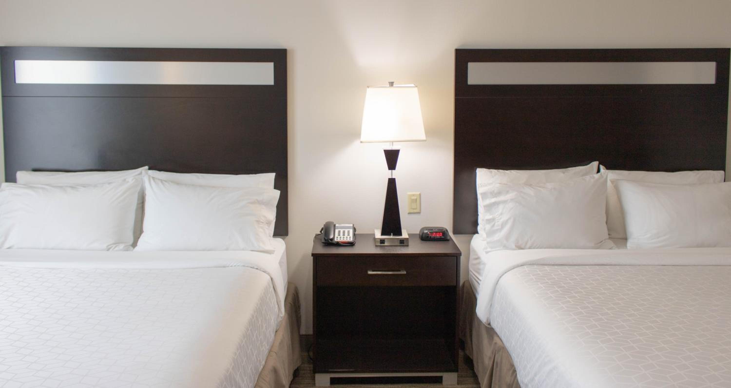Standard Queen Room with Two Queen Beds