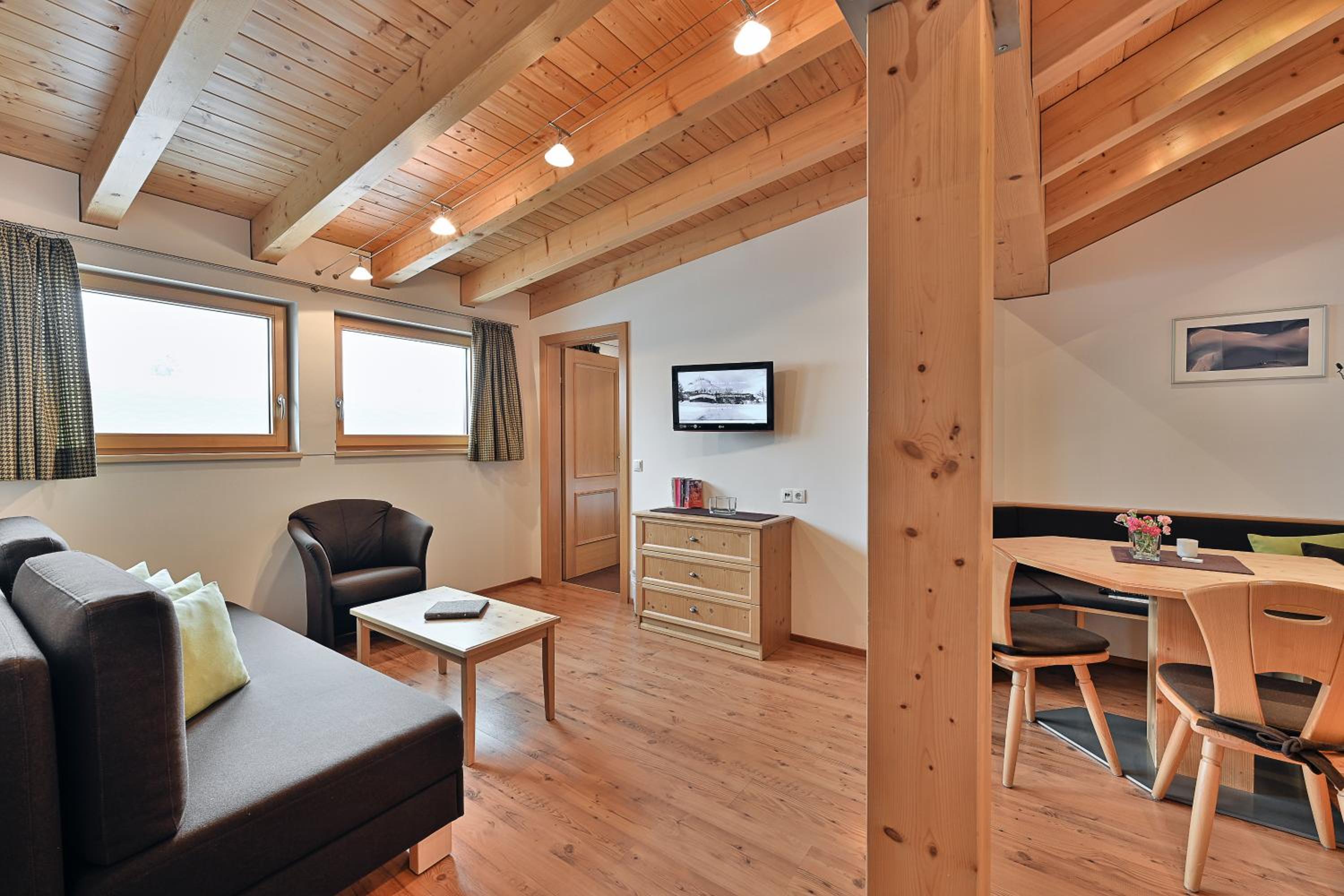 Apartment (4-6 Adults) photo 1