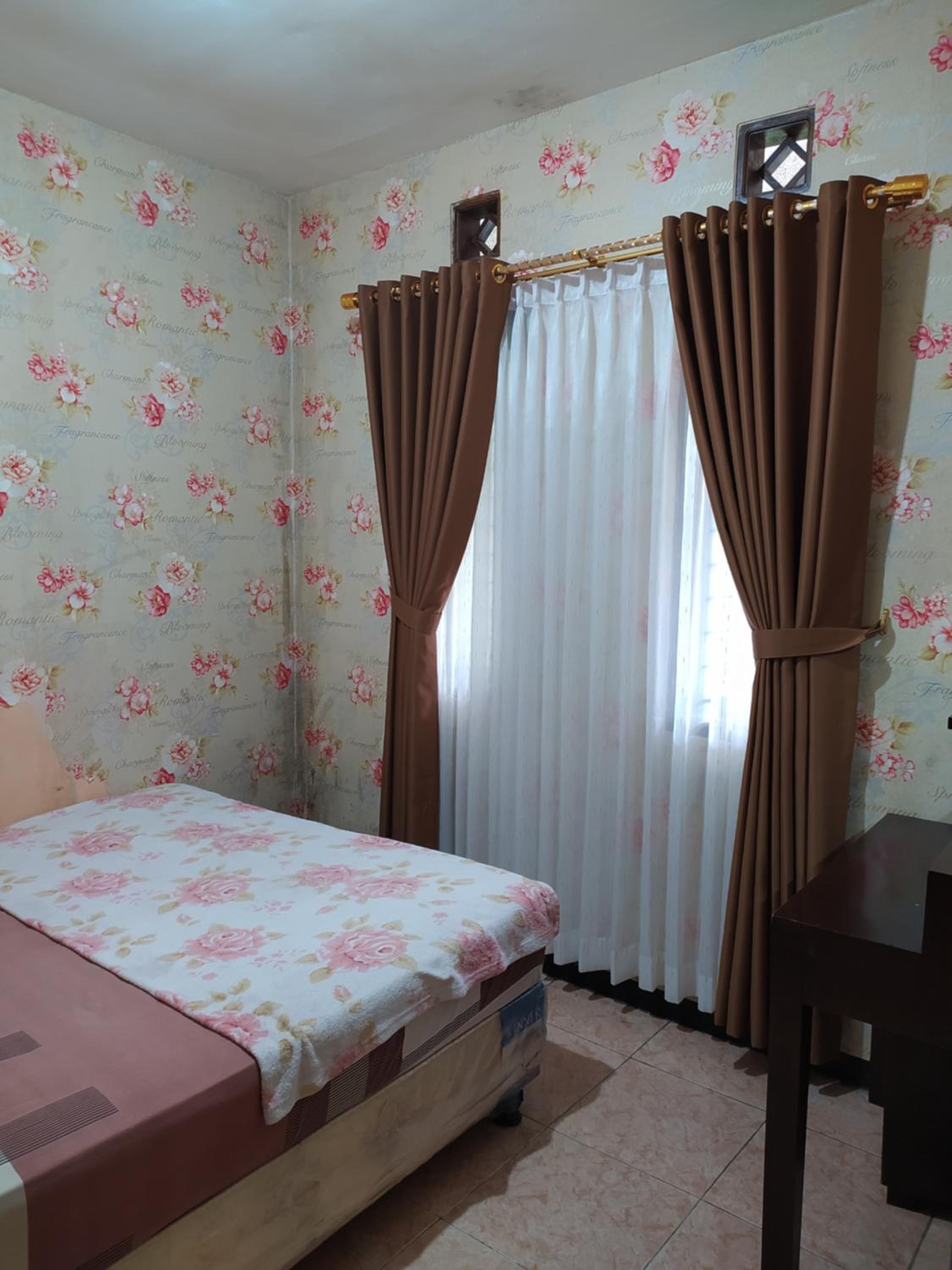 Two-Bedroom Villa - Photo 3