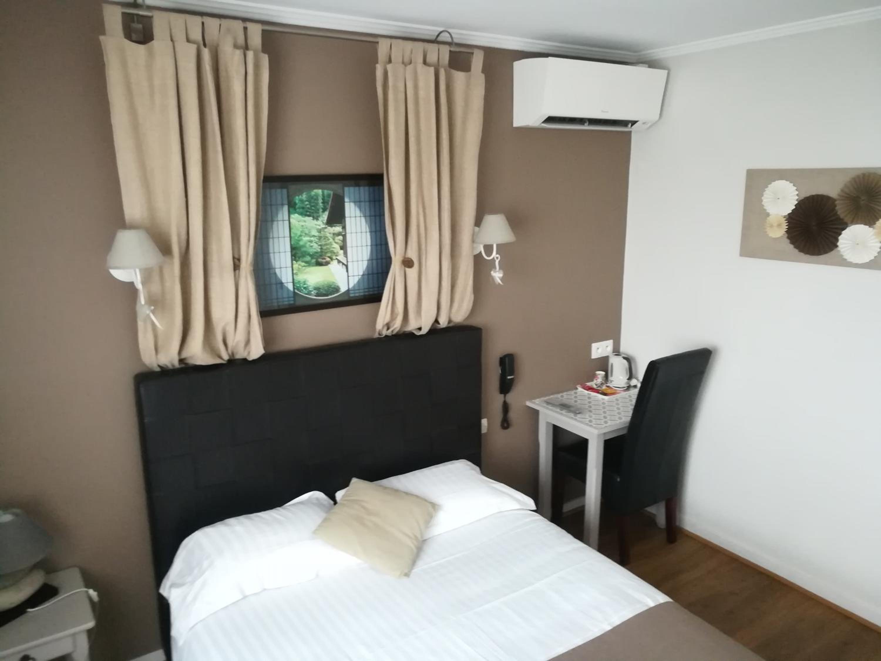 Double Room with Shower