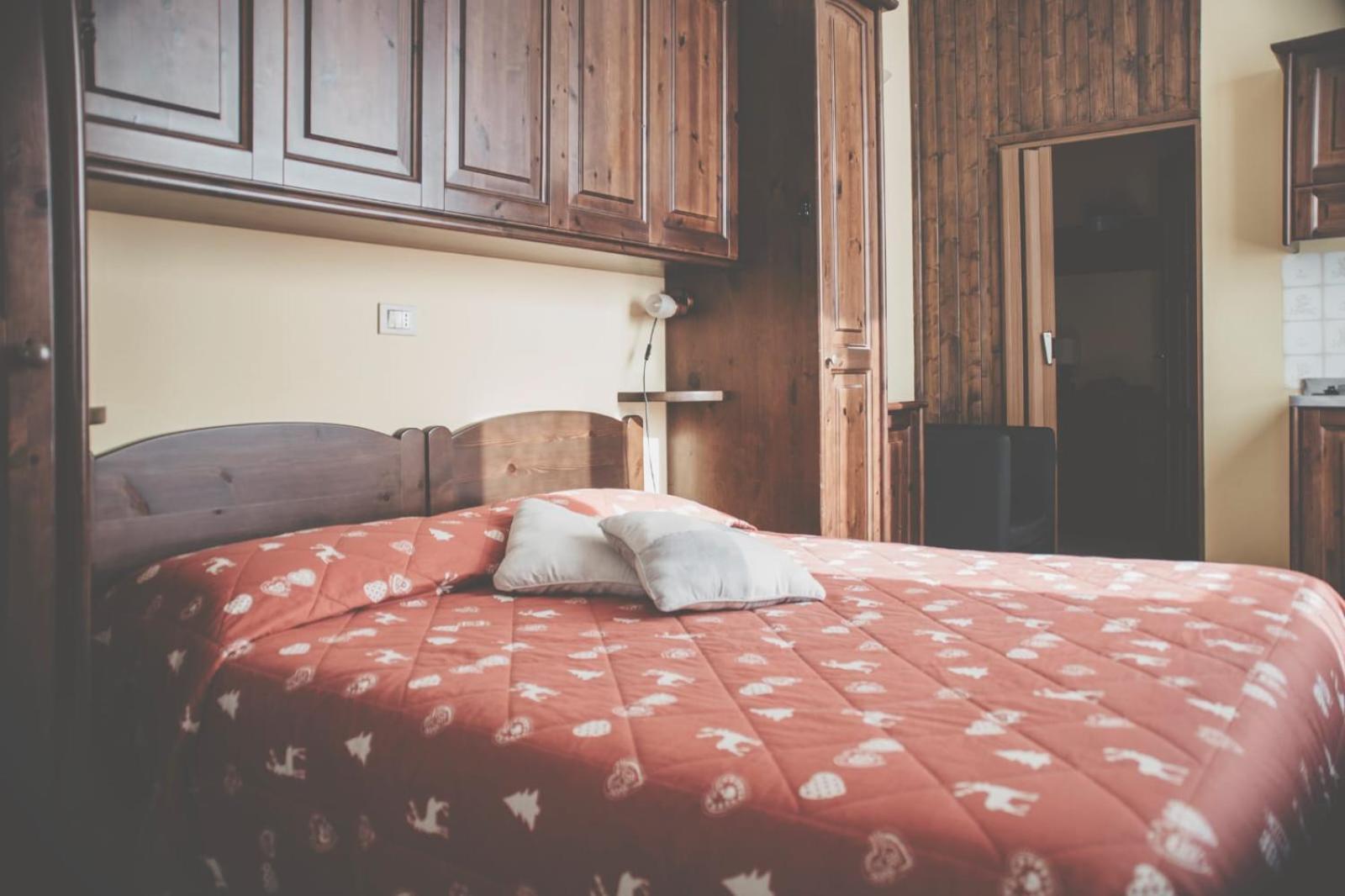 Double or Twin Room with Balcony