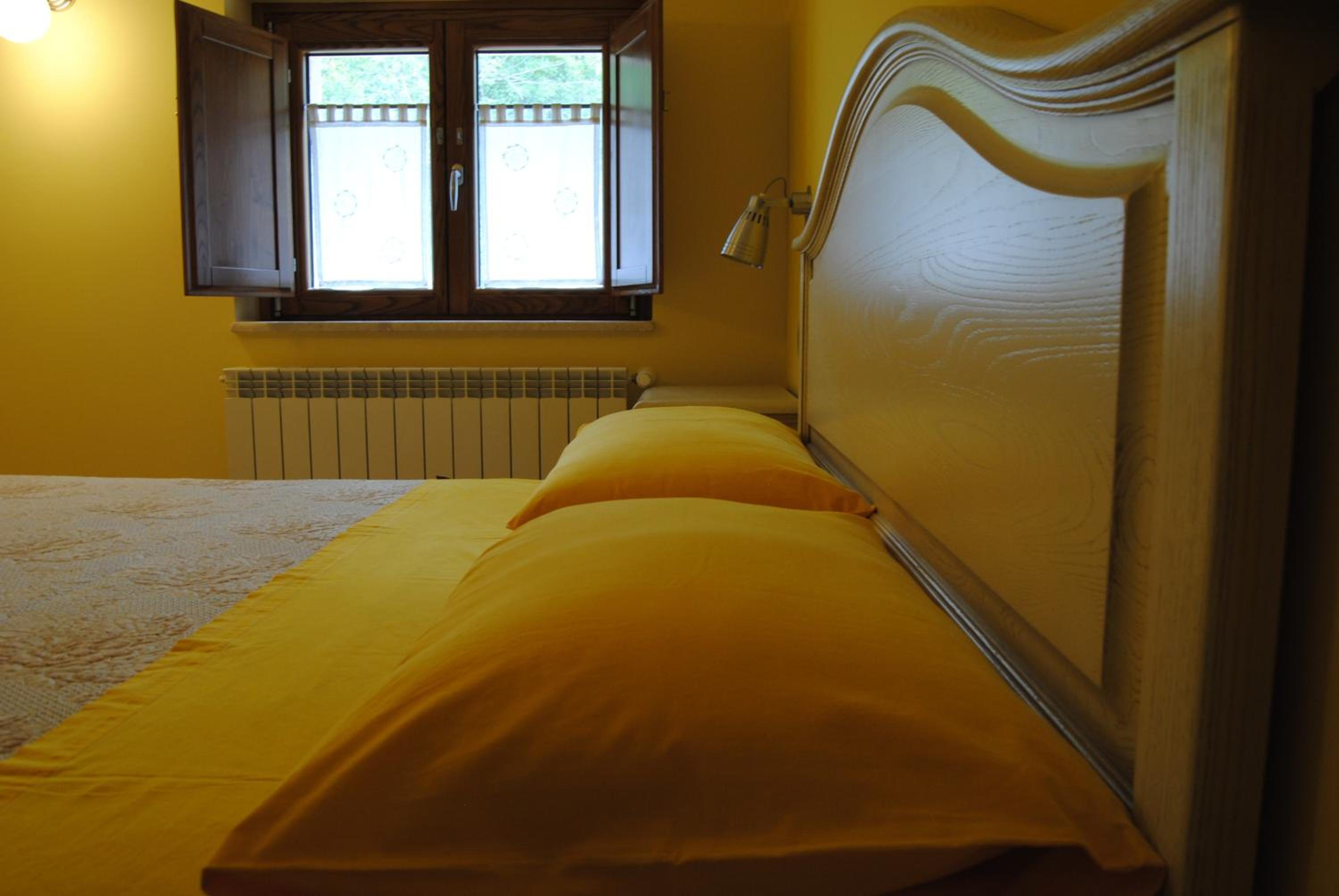 Double Room with Private Bathroom photo 1