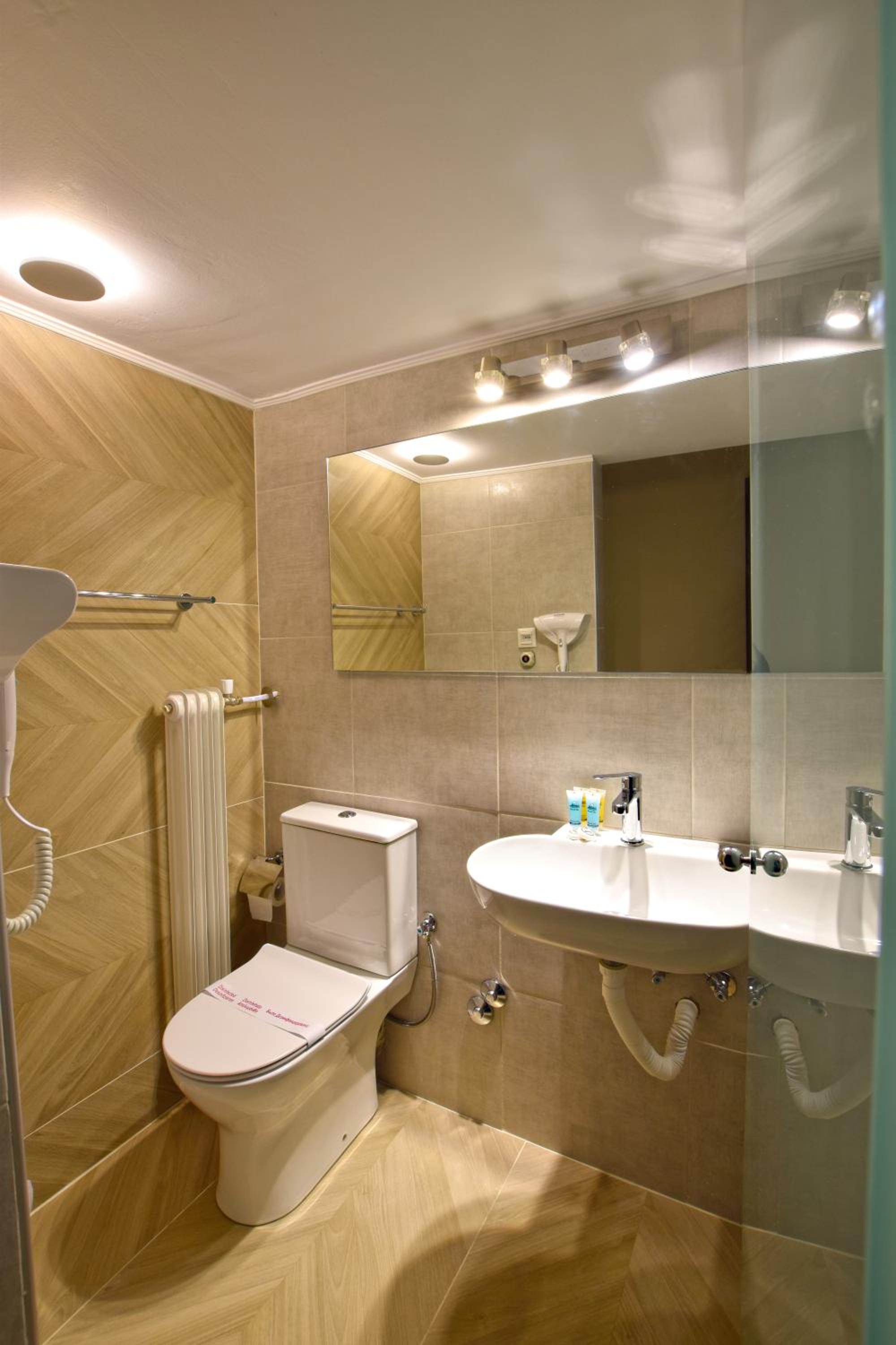Single Room photo 2