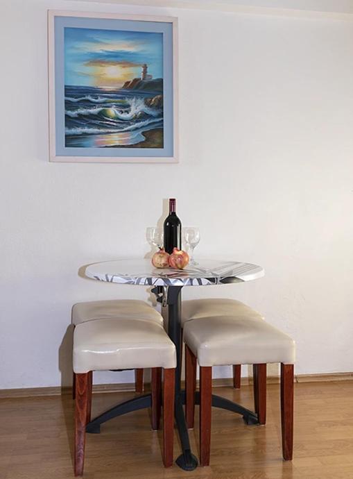 Apartment with Sea View photo 2