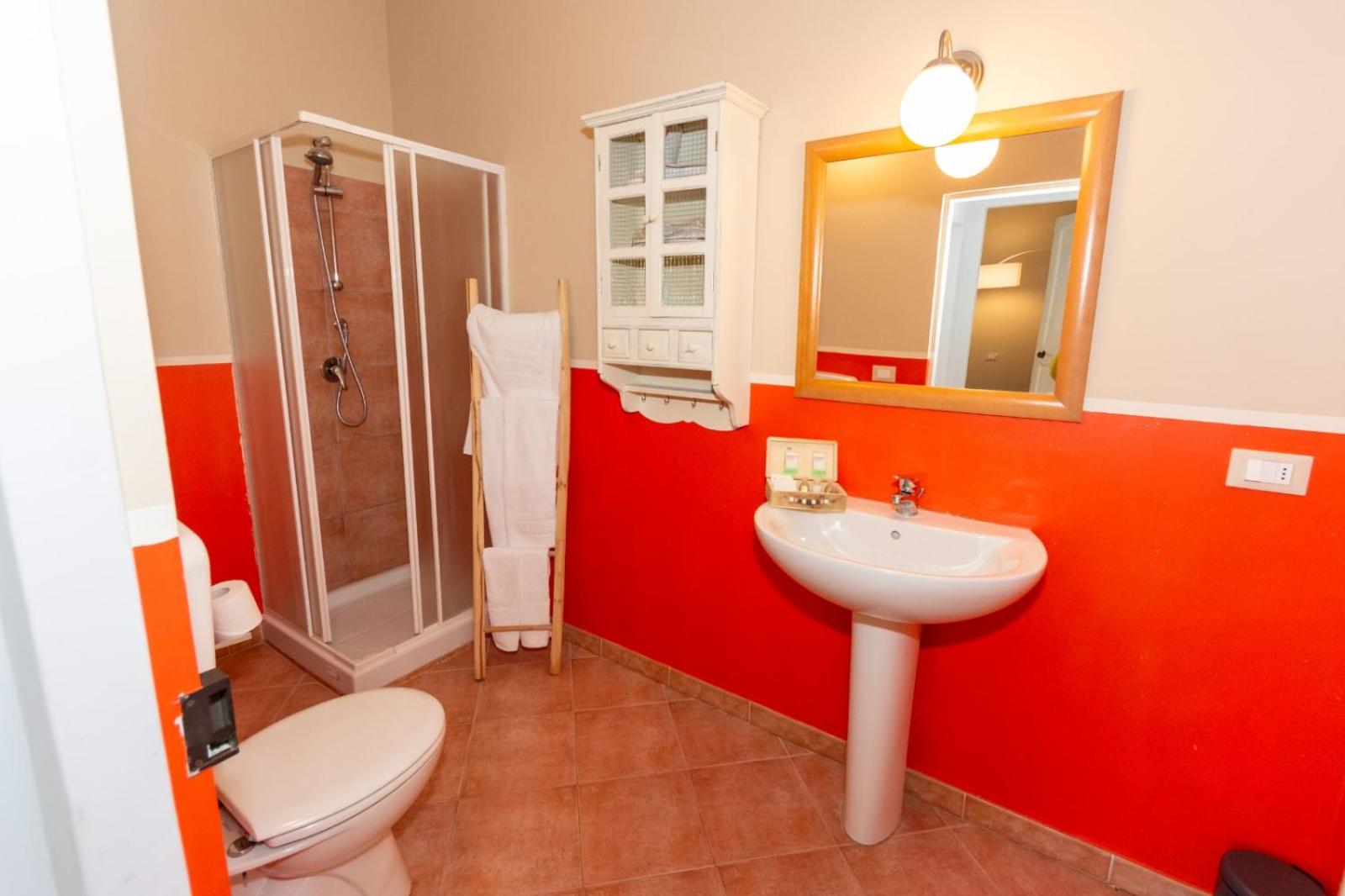Family Suite - Photo 6