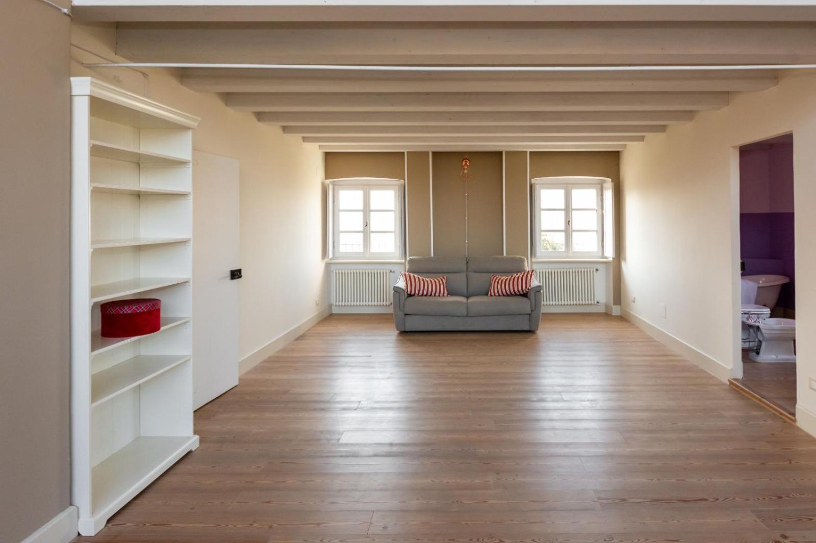 Superior Suite - Photo 14