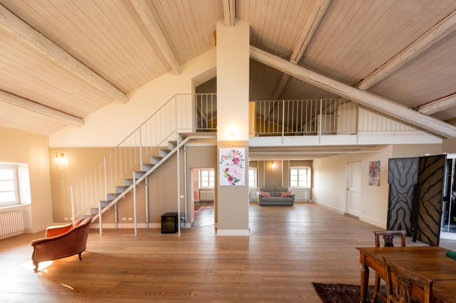 Superior Suite - Photo 4