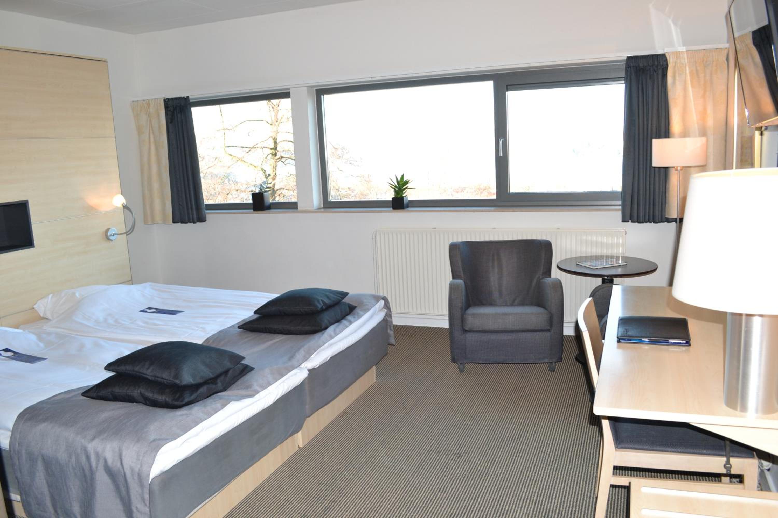 Business Double Room photo 2