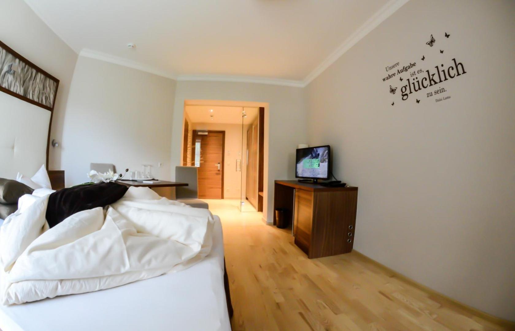 Classic Double Room - Photo 1