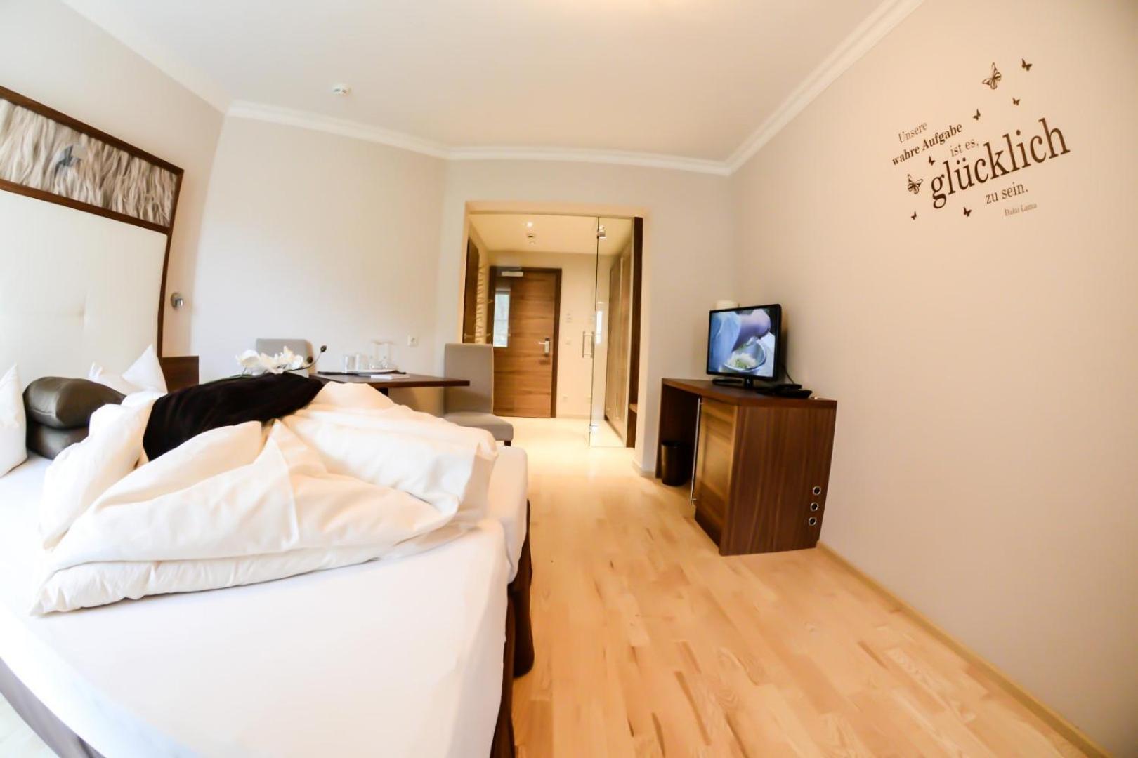 Classic Double Room - Photo 3