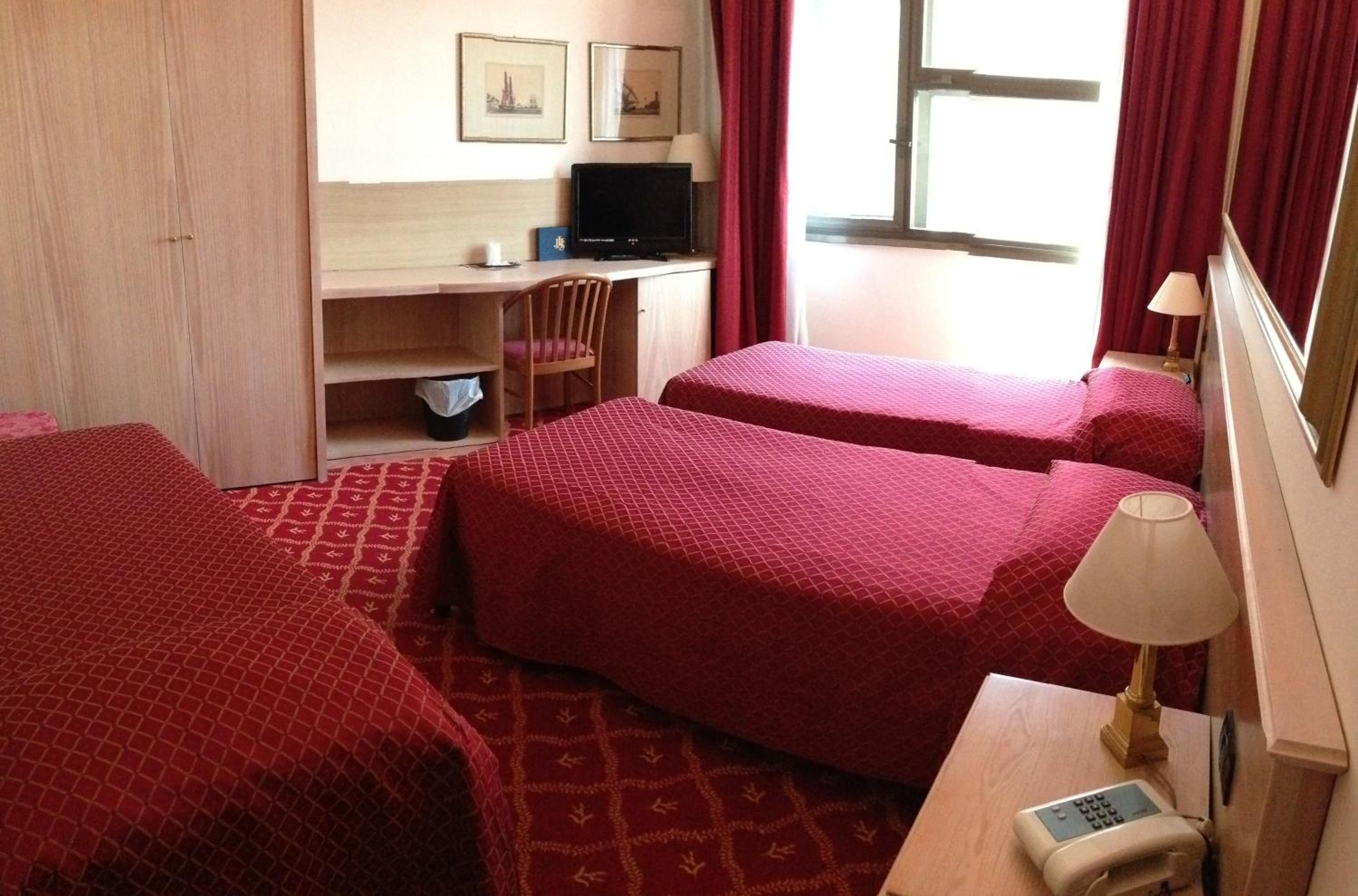 Triple Room - Photo 4