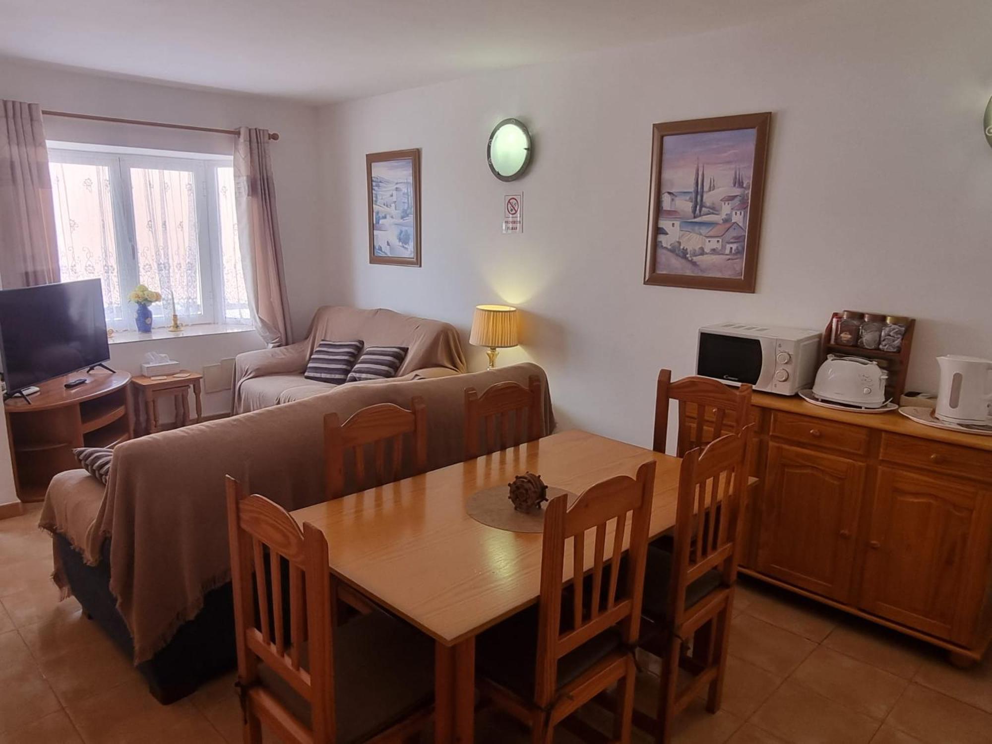 Casa de tres habitaciones