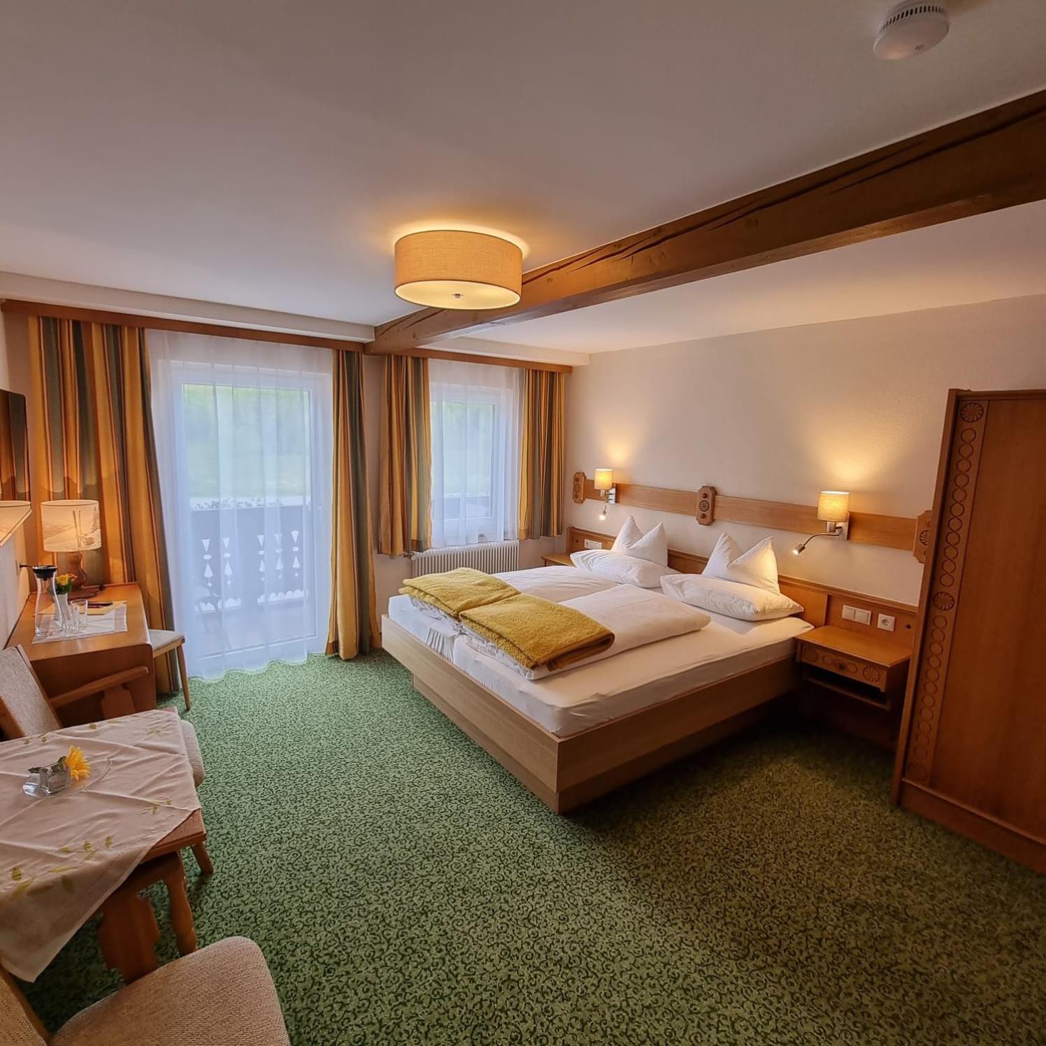 Double Room with Mountain View
