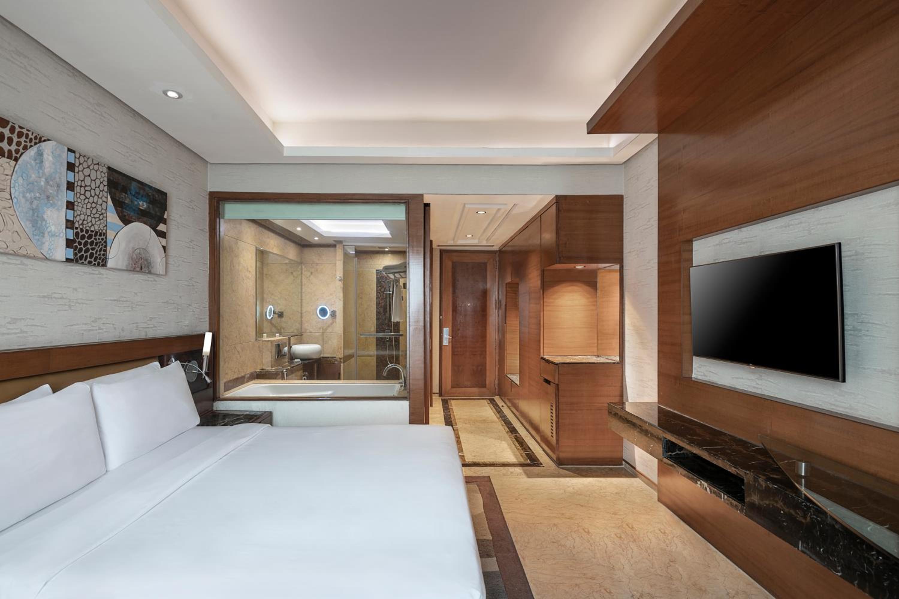 Business Class Room - Photo 3