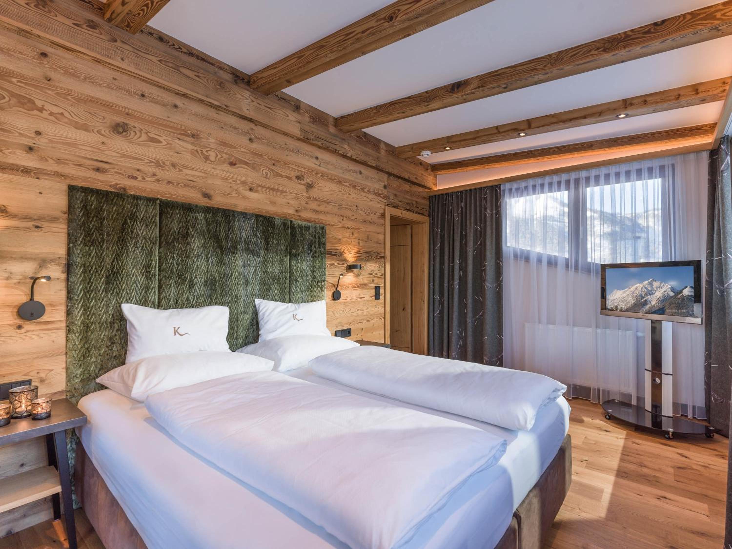 Superior Suite - Photo 4