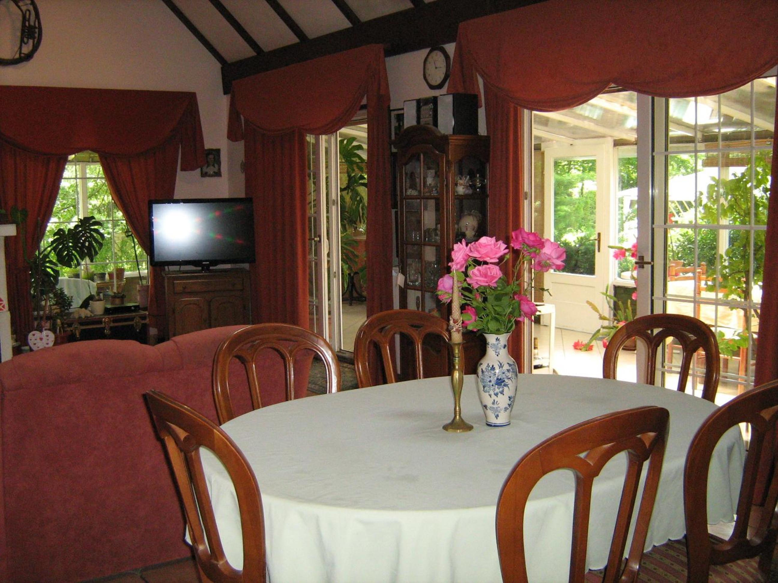 Apartment with Pool View  - Photo 7
