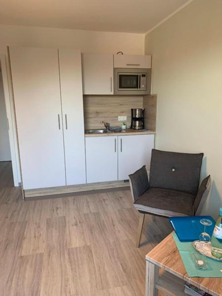 Deluxe Single Room with Balcony photo 3