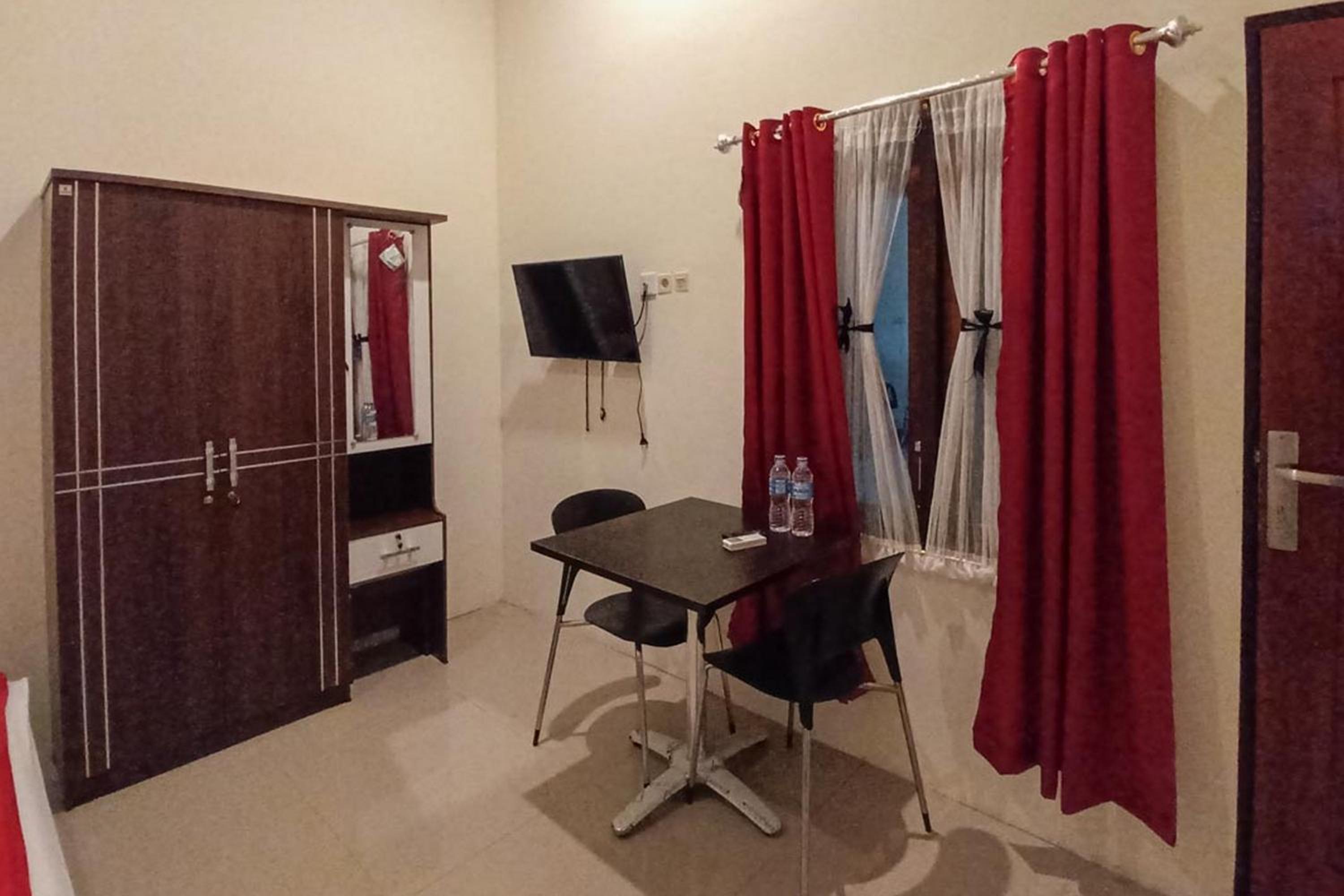 Standard Double Room - Photo 6