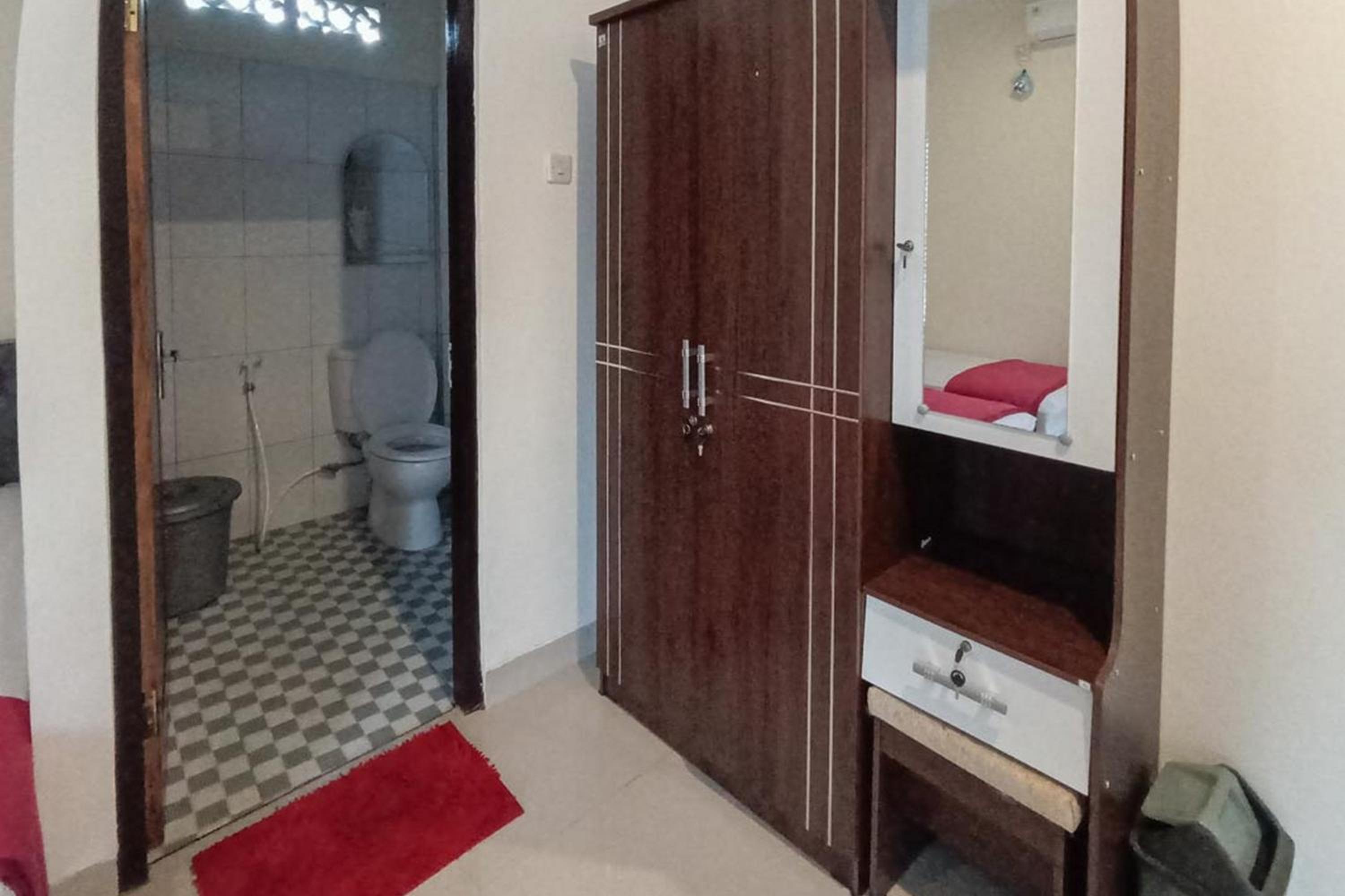 Standard Double Room - Photo 5