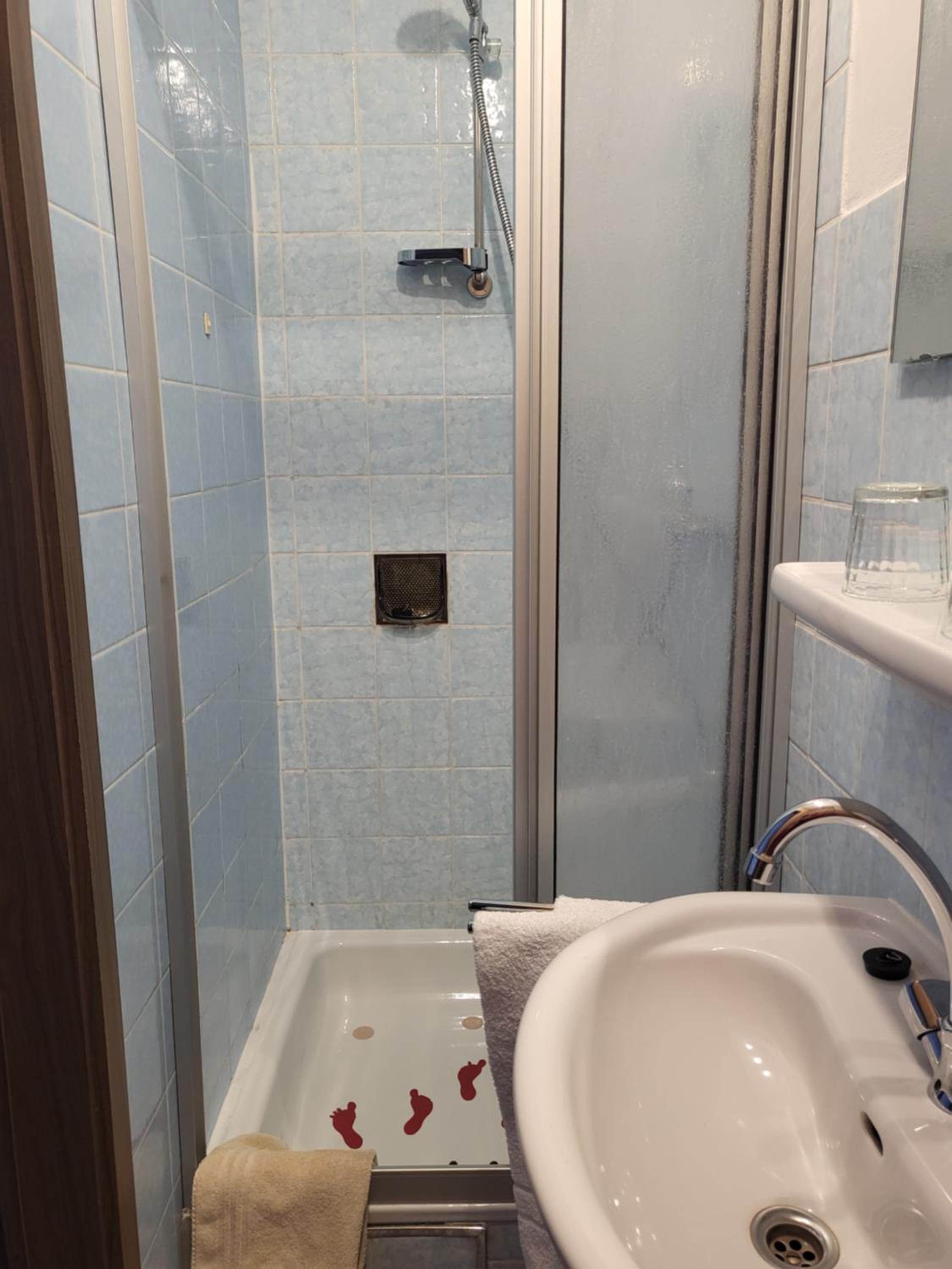 Triple Room - Photo 8