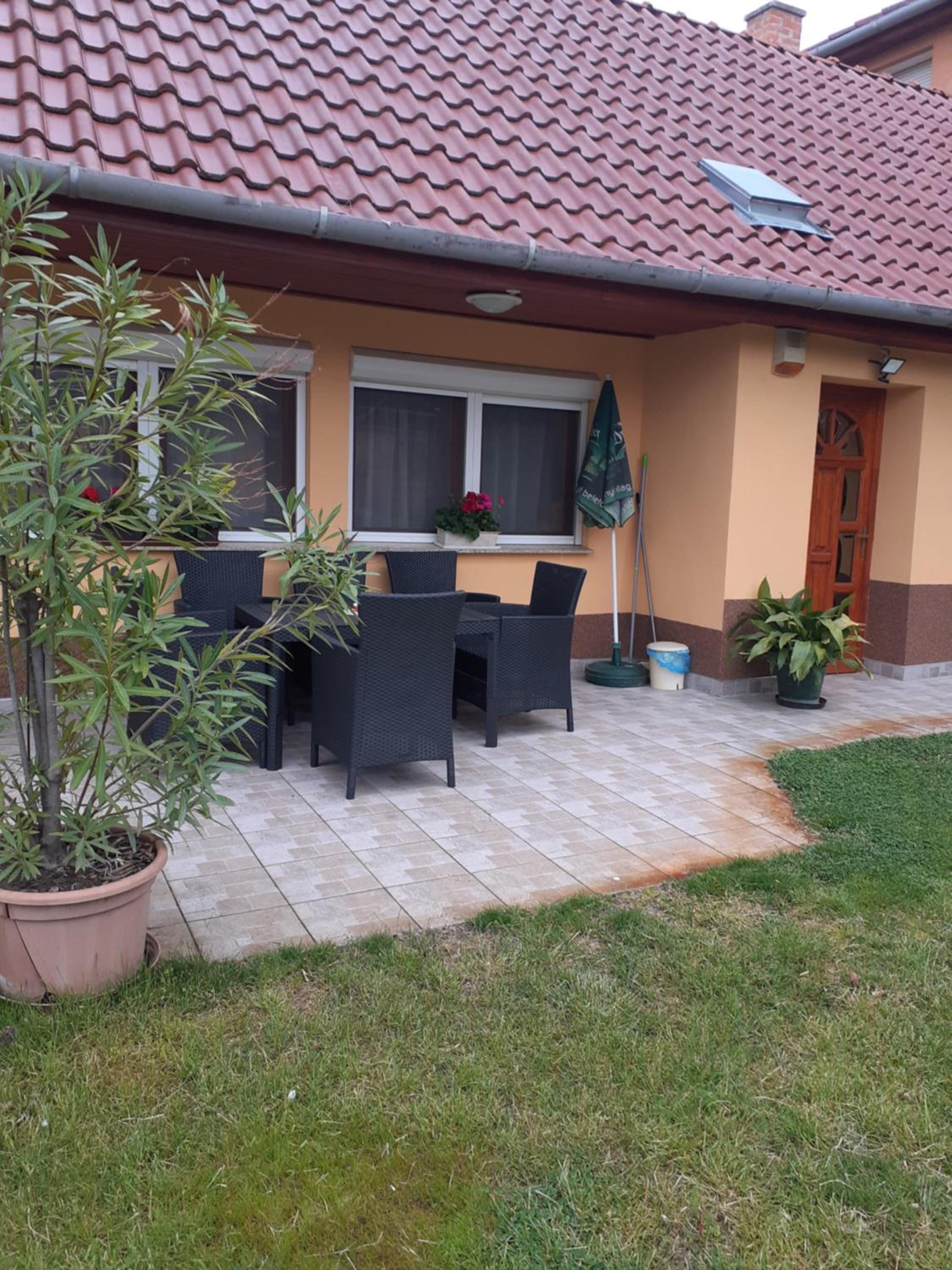 Apartment with Garden View - Photo 3
