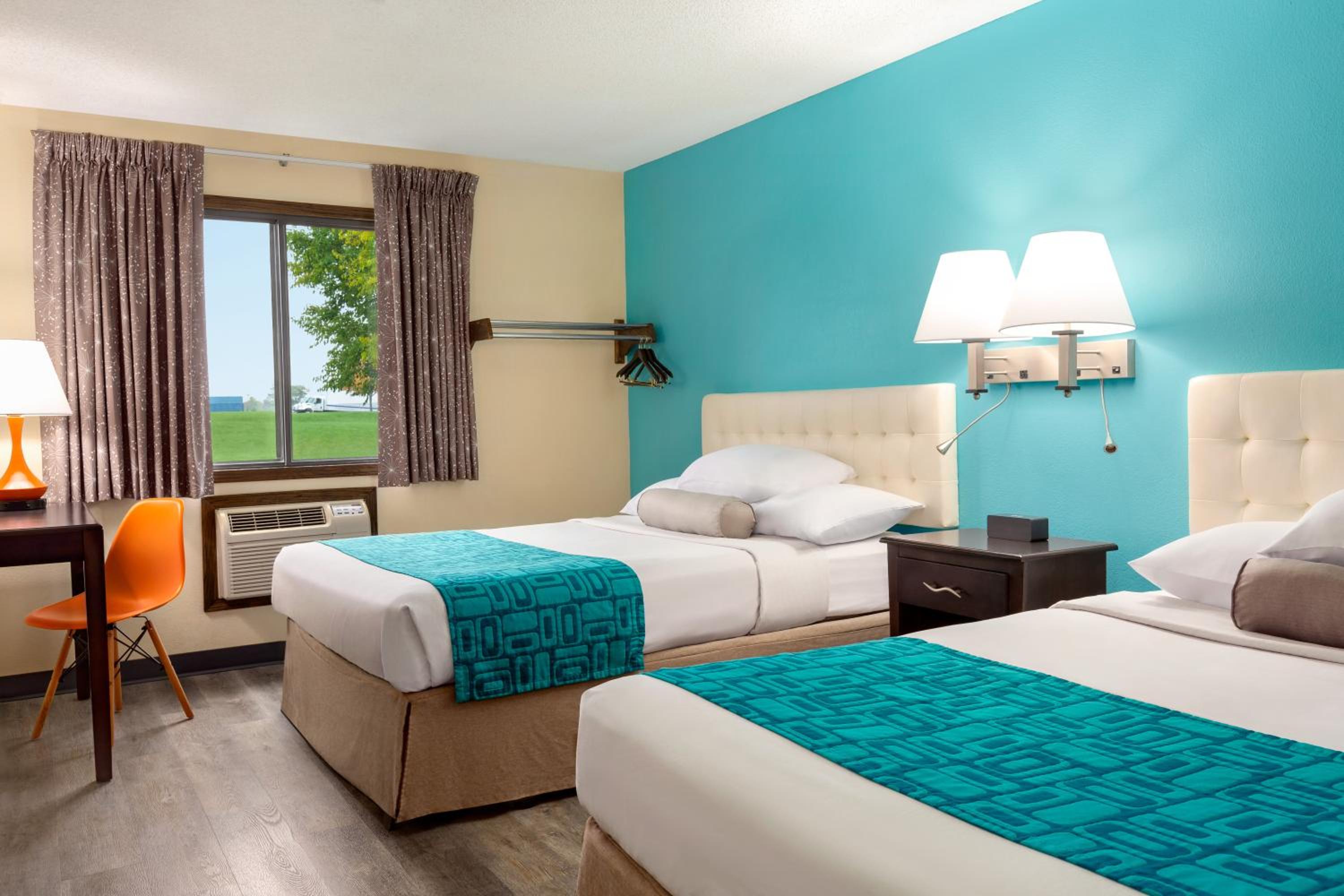 Queen Room with Two Queen Beds - Non-Smoking