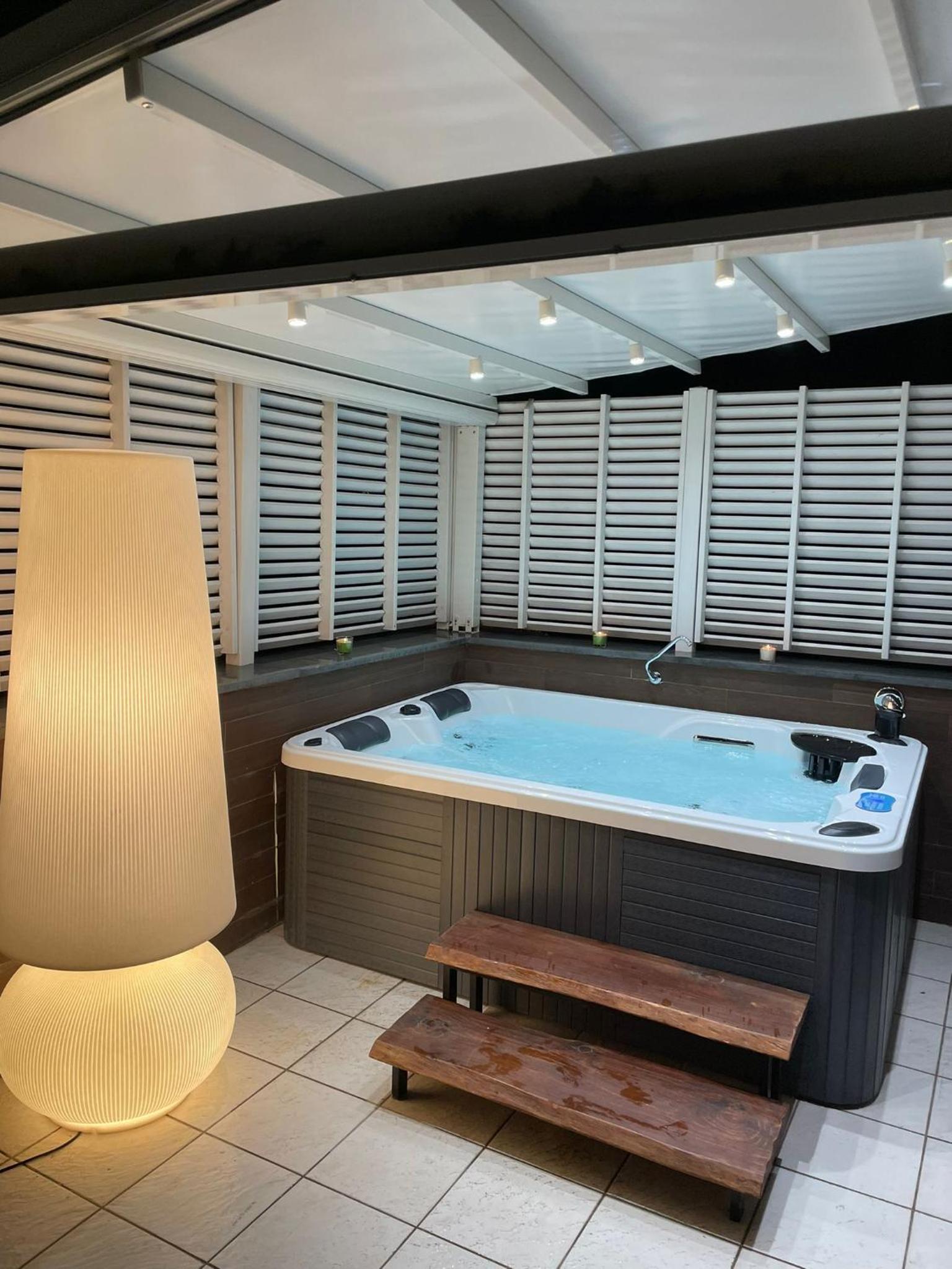 Double Room with Sauna and Spa Bath - Photo 11