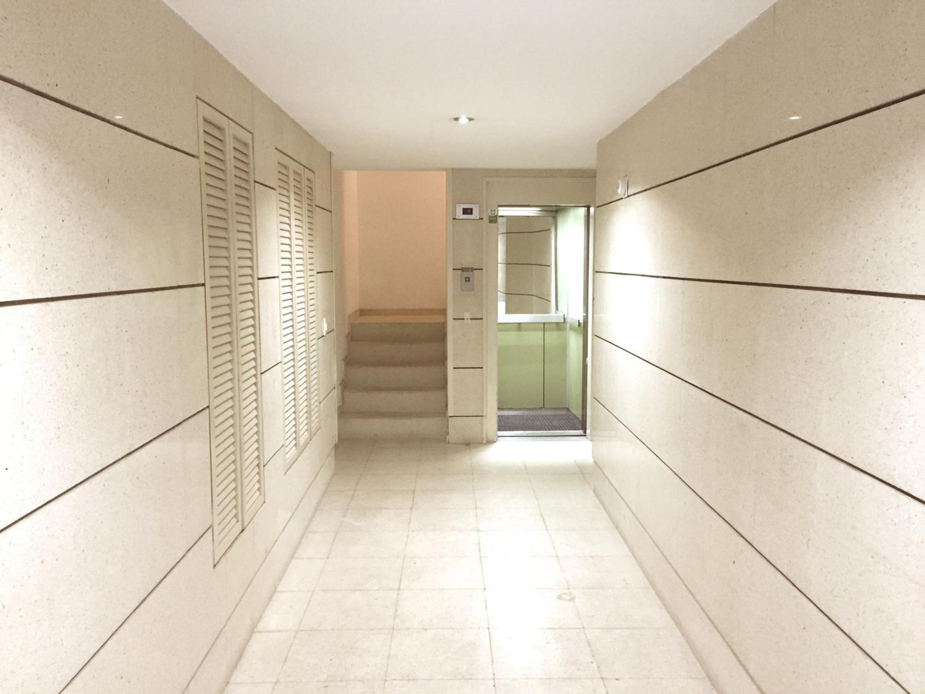 Apartment - Photo 47