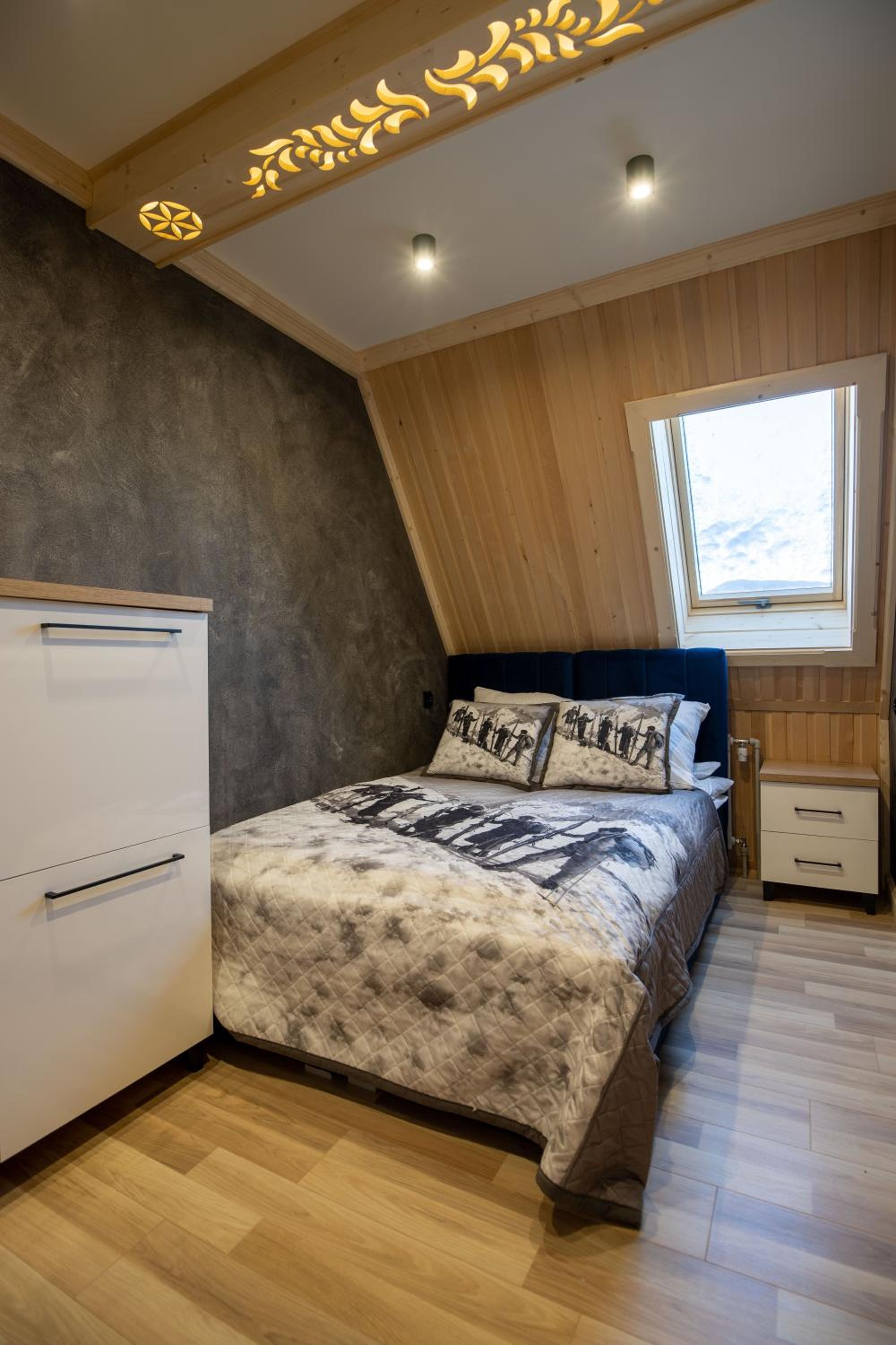 Two-Bedroom Suite photo 3