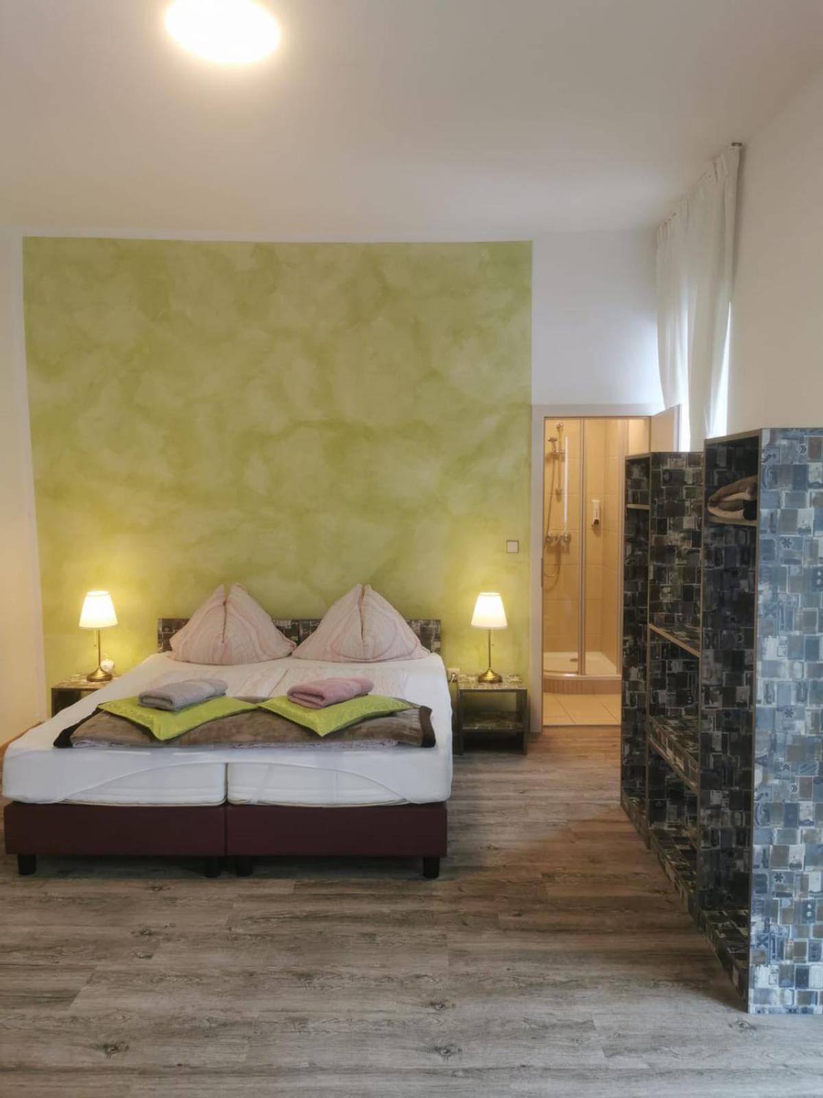 Triple Room - Photo 3
