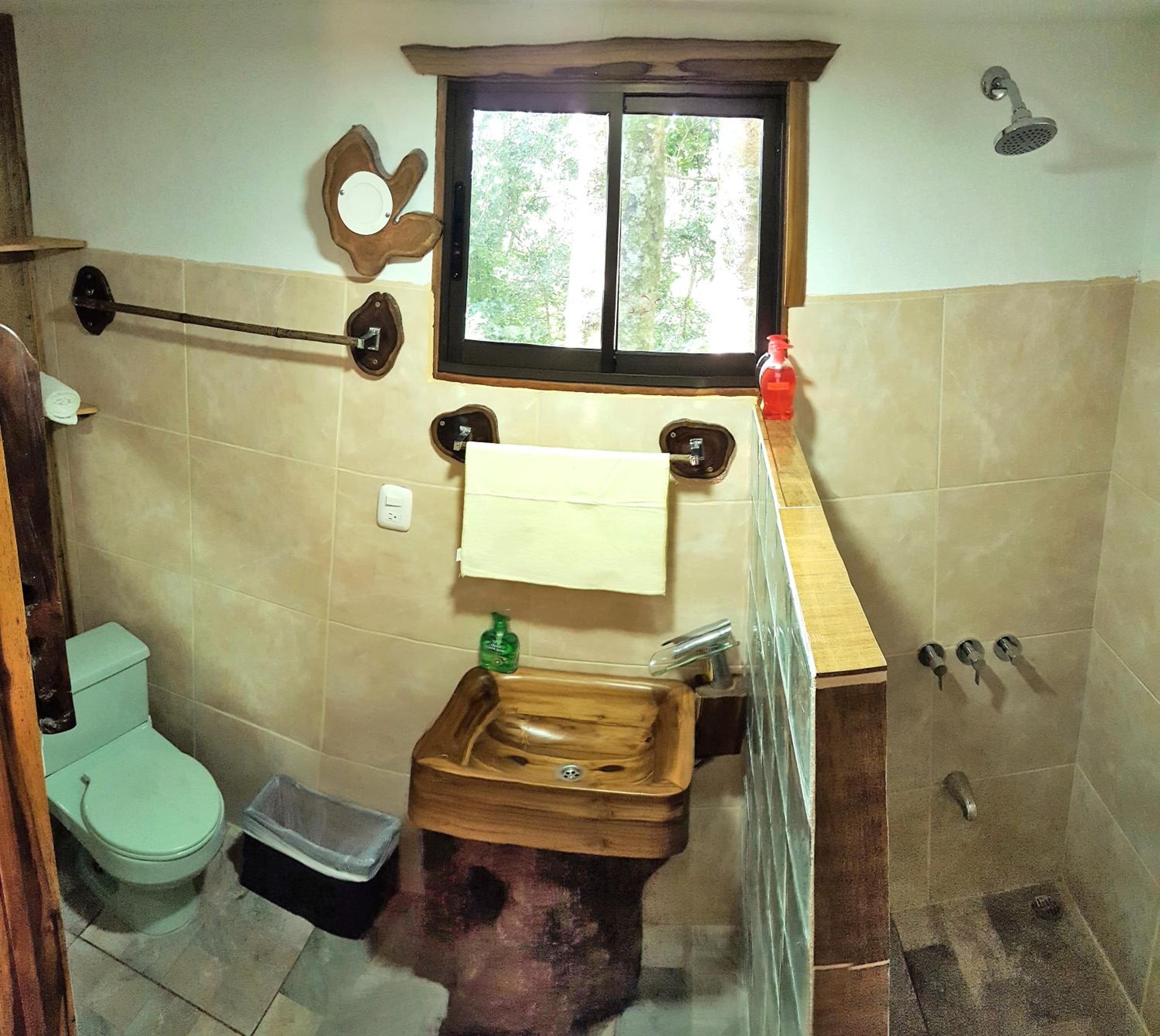 Three-Bedroom House photo 3