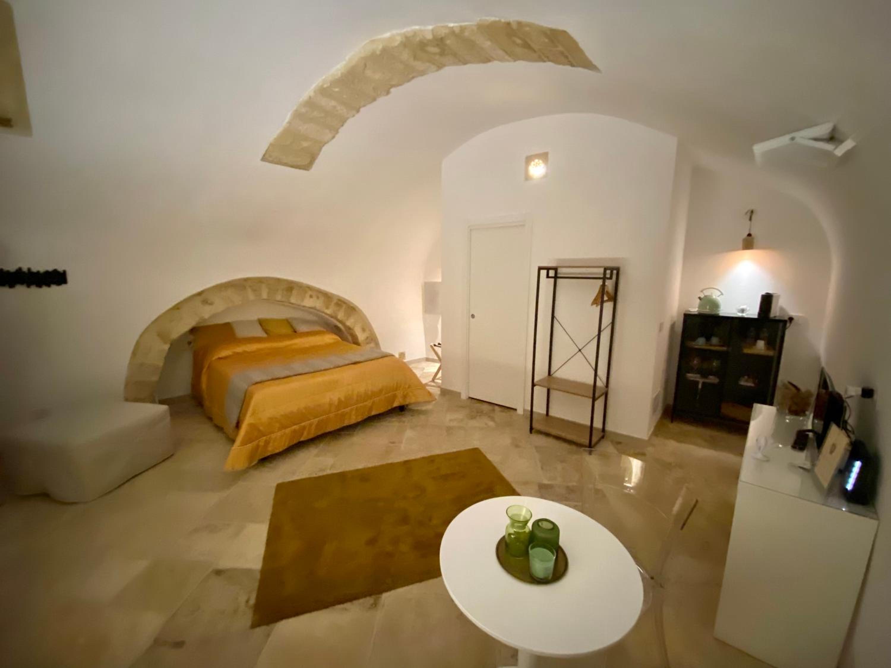 King Room with Spa Bath