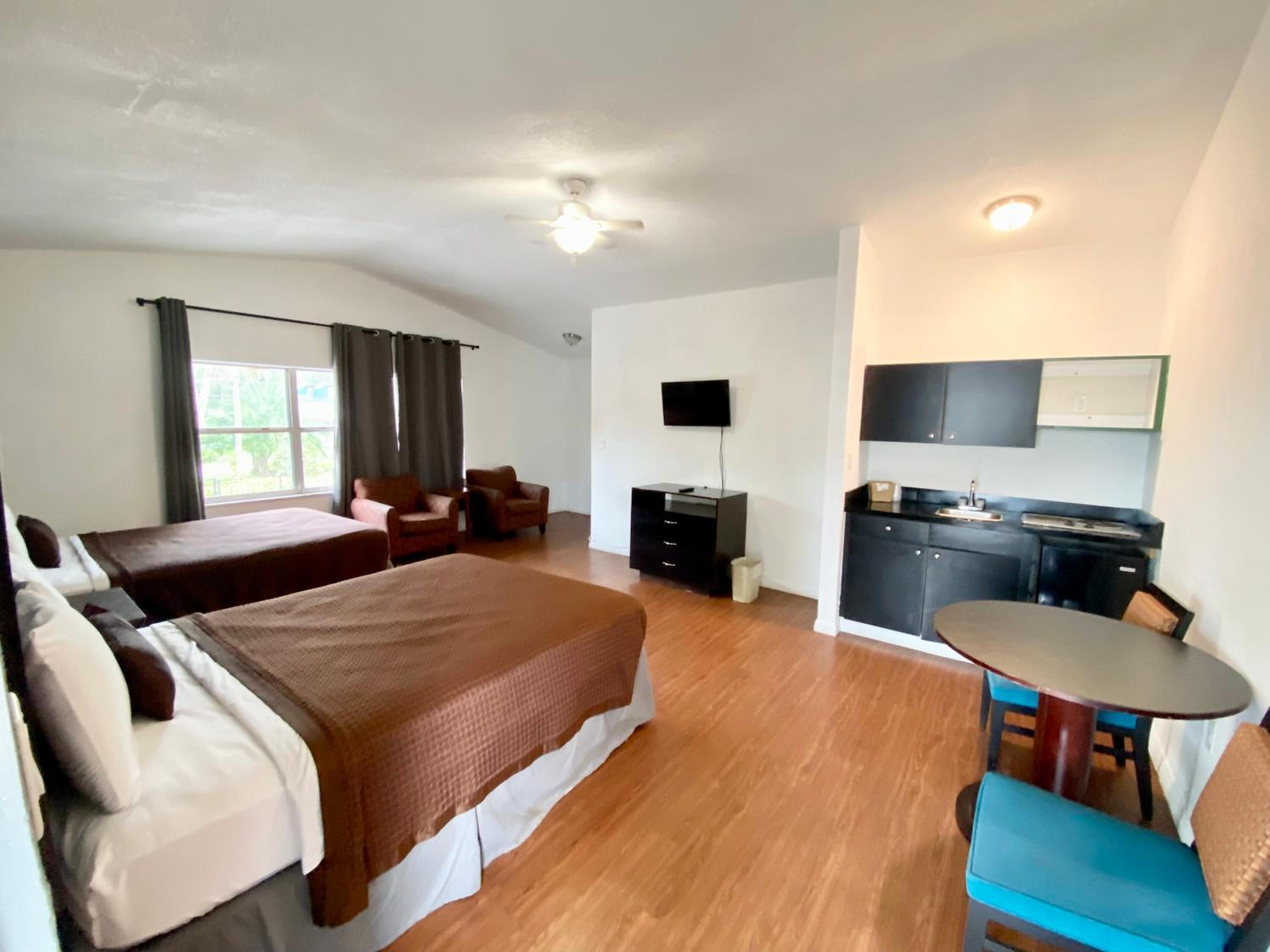 Deluxe Double Room photo 3