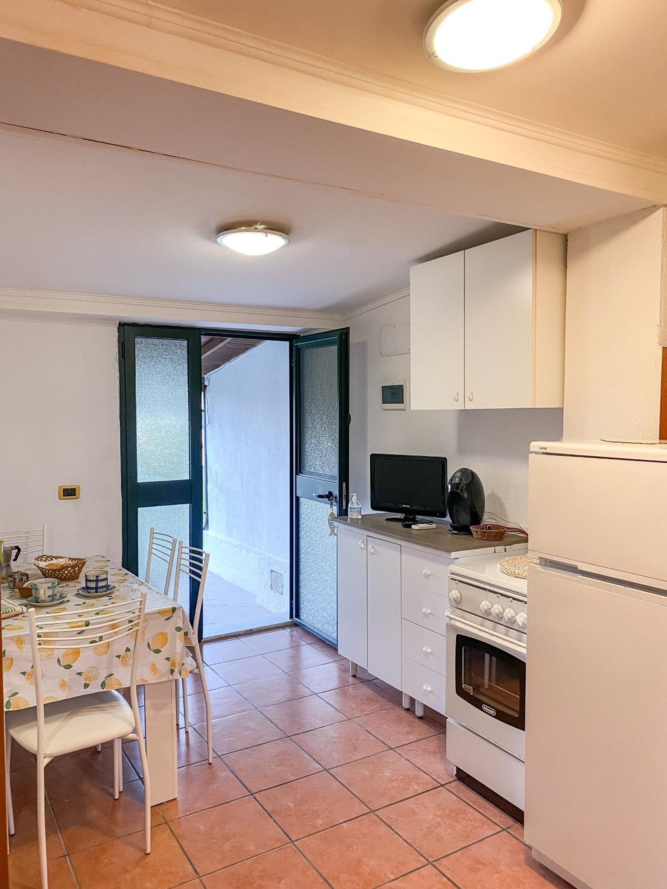 Apartment - Ground Floor photo 3