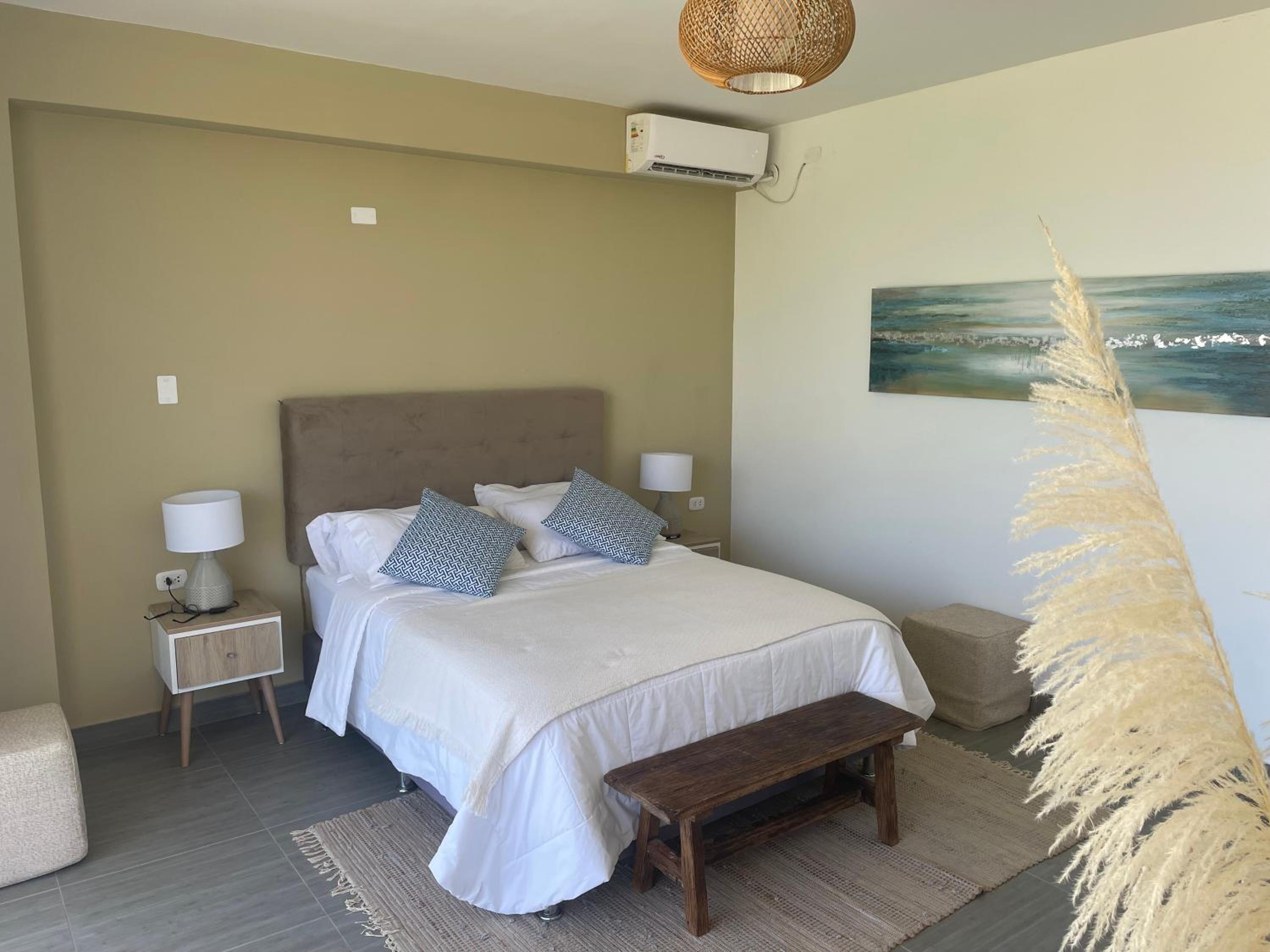 Deluxe Room - Photo 4