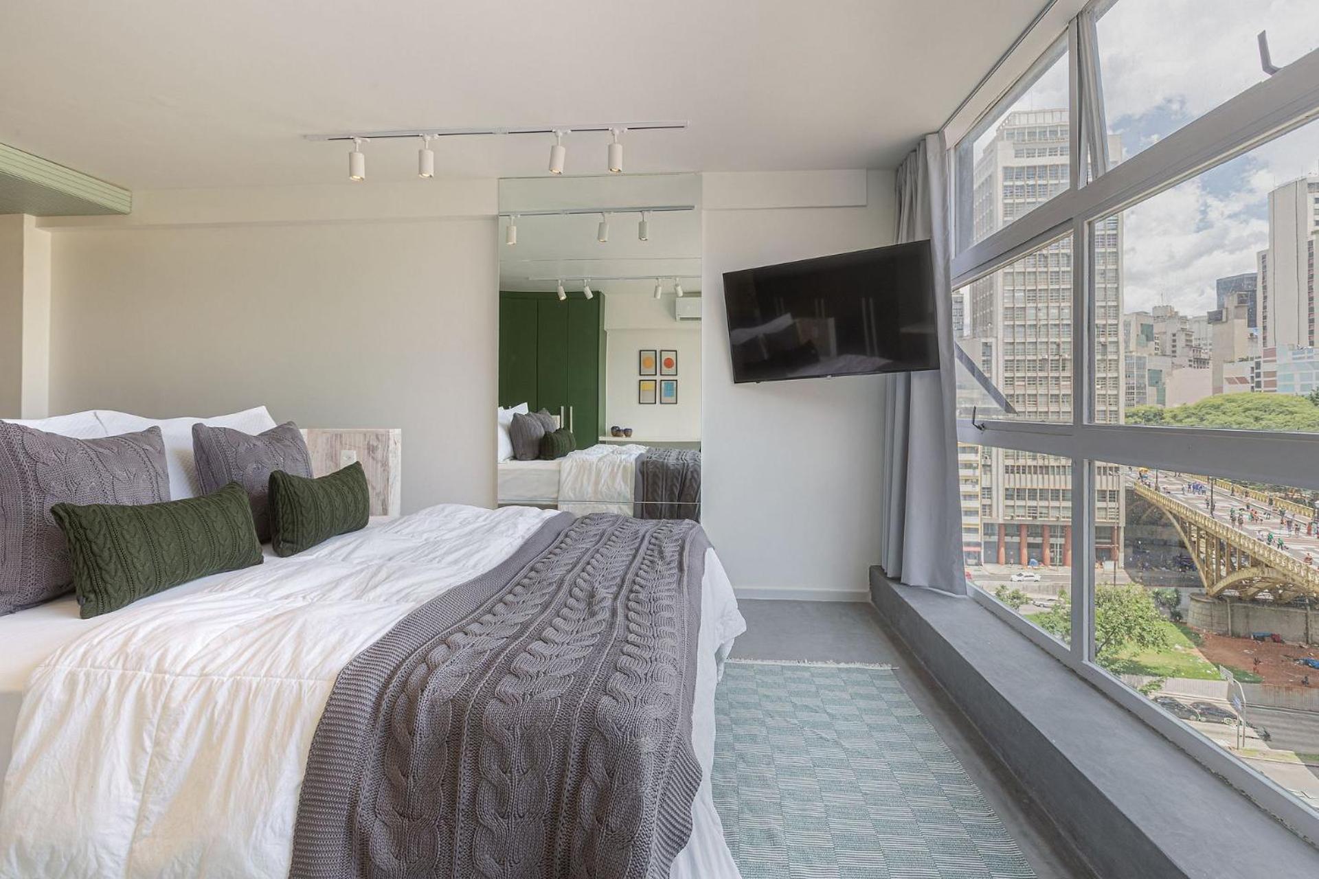 Apartment with View - Photo 23