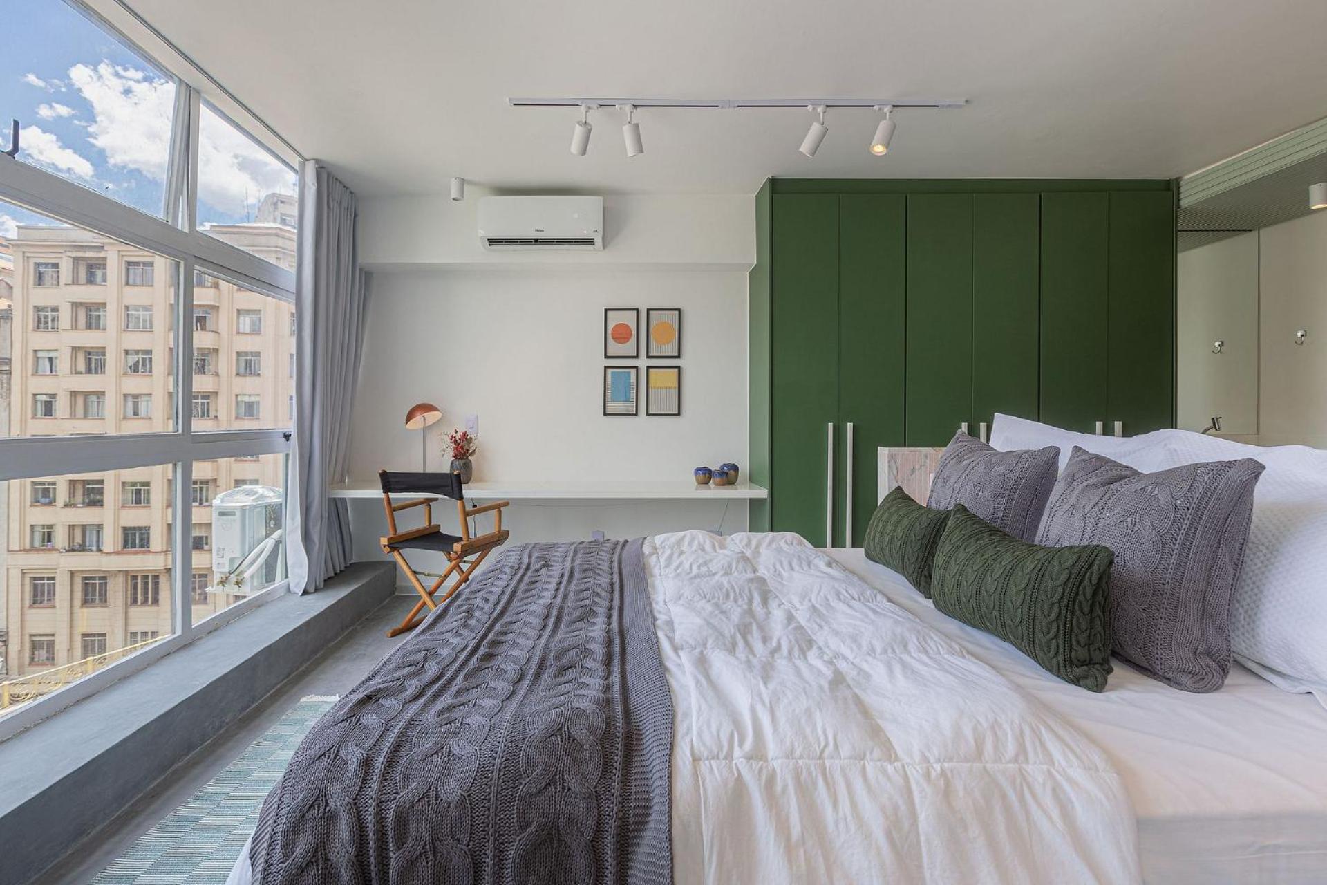 Apartment with View - Photo 25