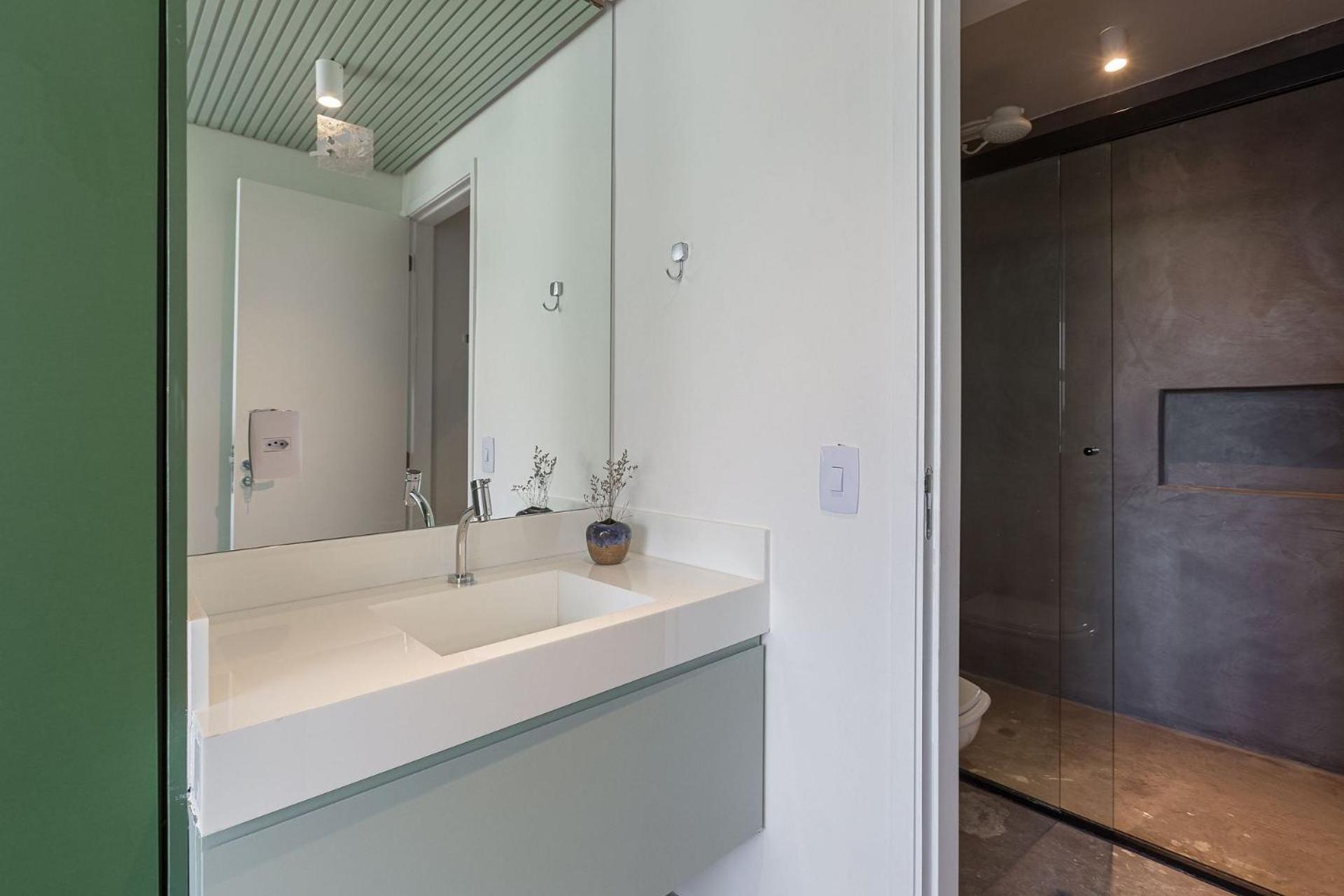 Apartment with View - Photo 13