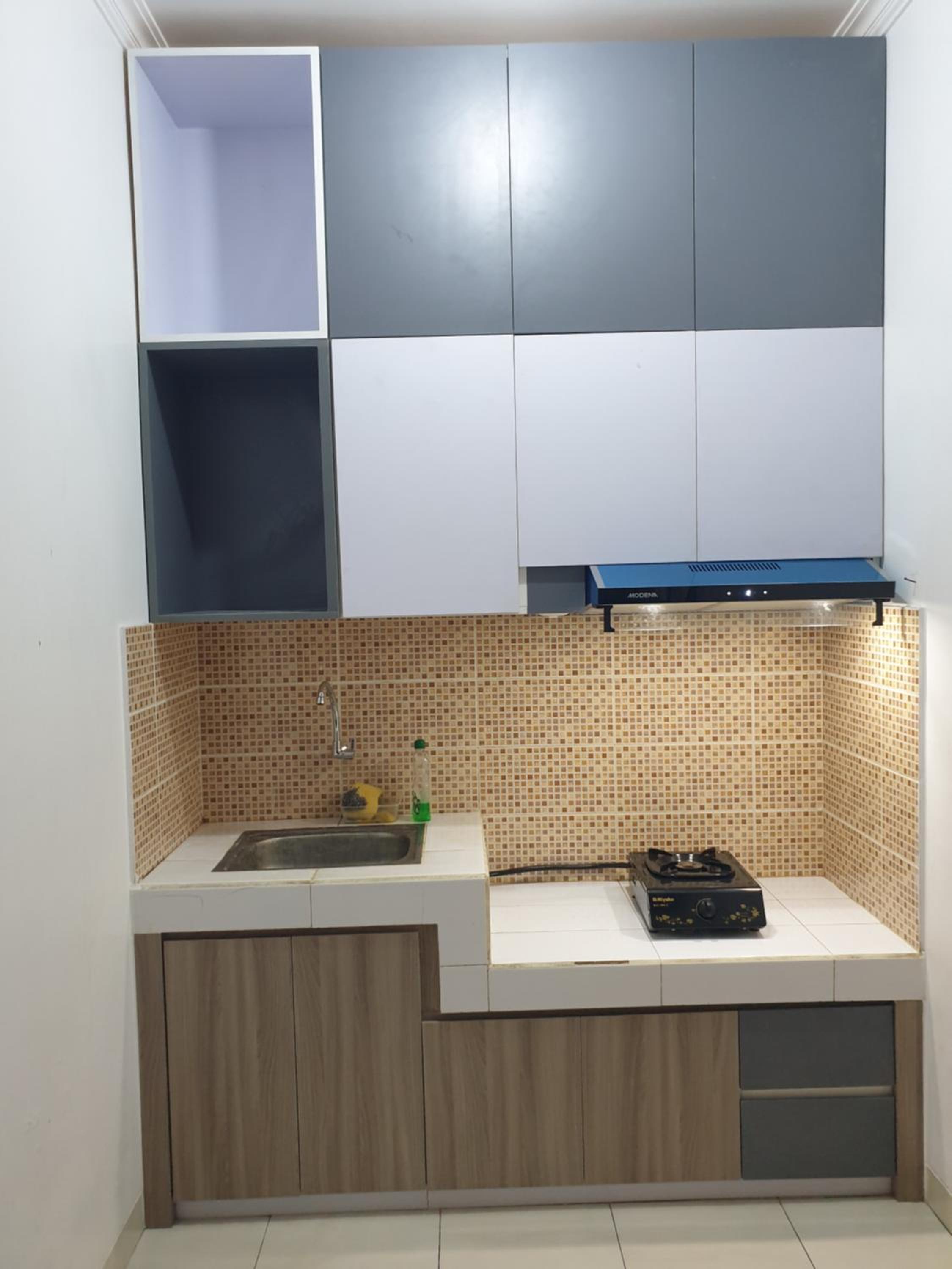 Three-Bedroom House - Photo 15