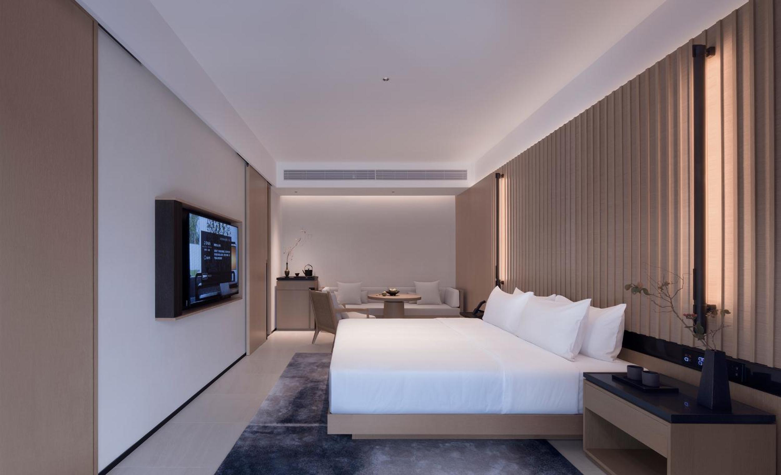 King Room with Mountain View photo 3