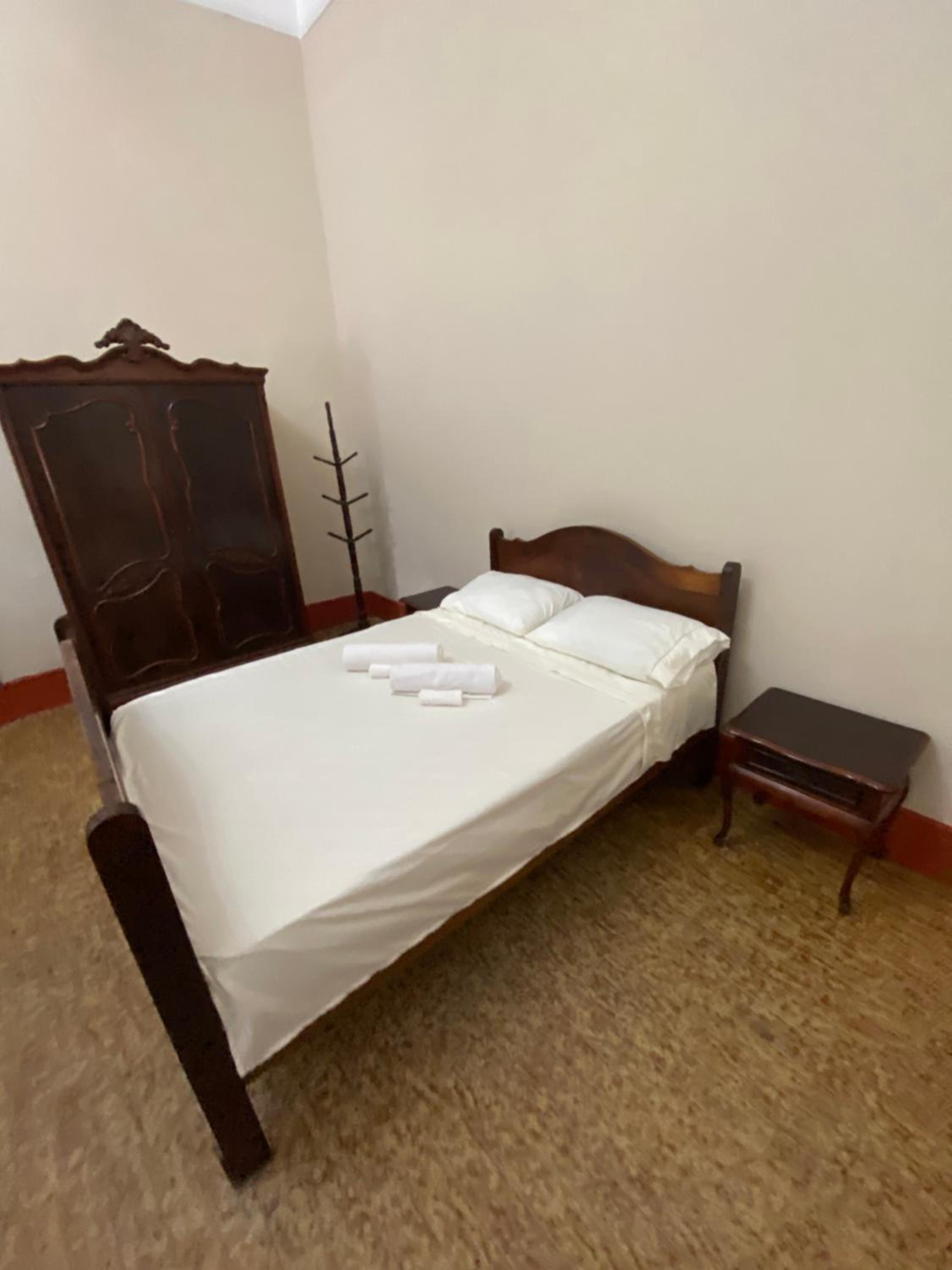 Deluxe Room (2 Adults + 1 Child) photo 1