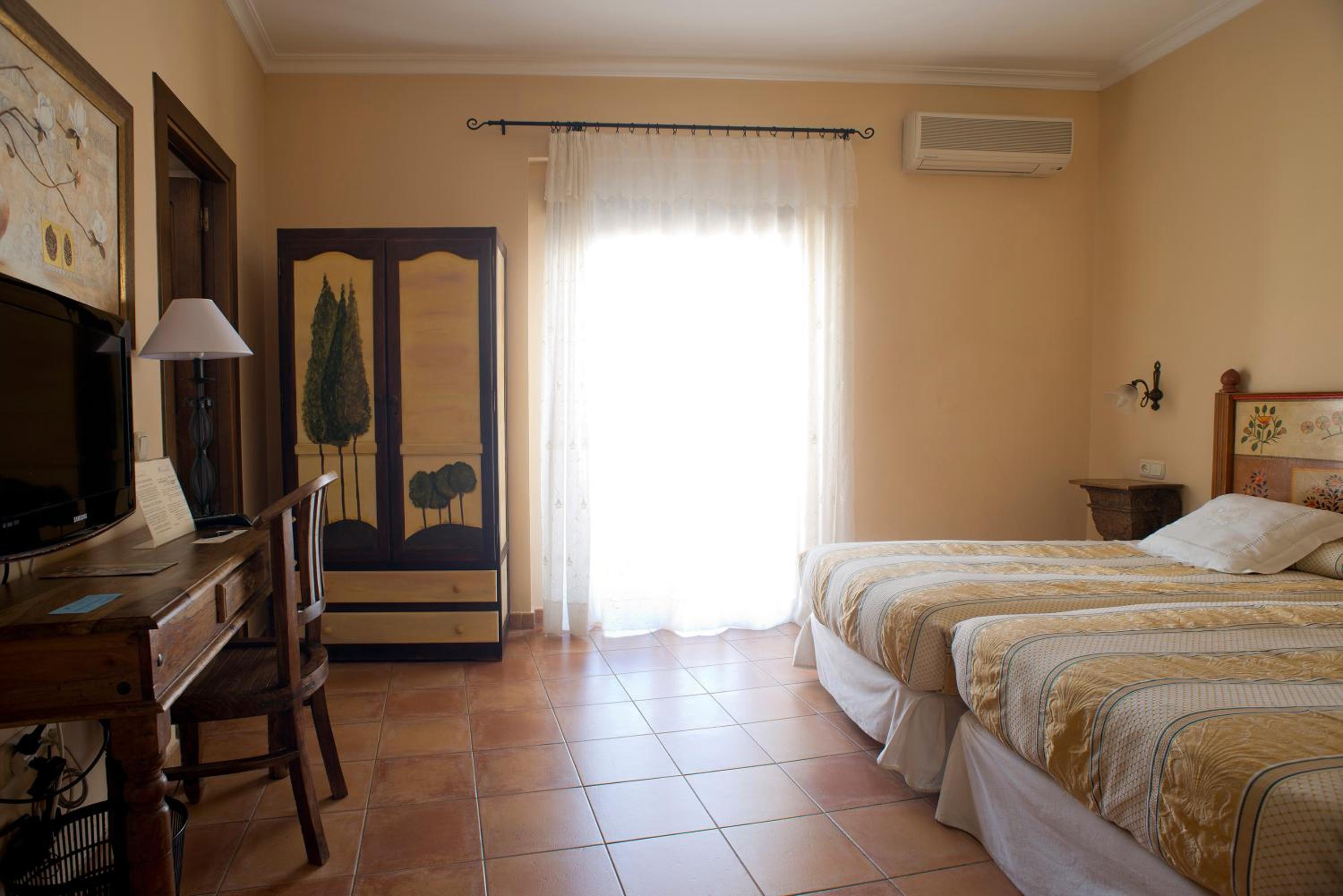 Double 1-2 people (extra bed on request) photo 3
