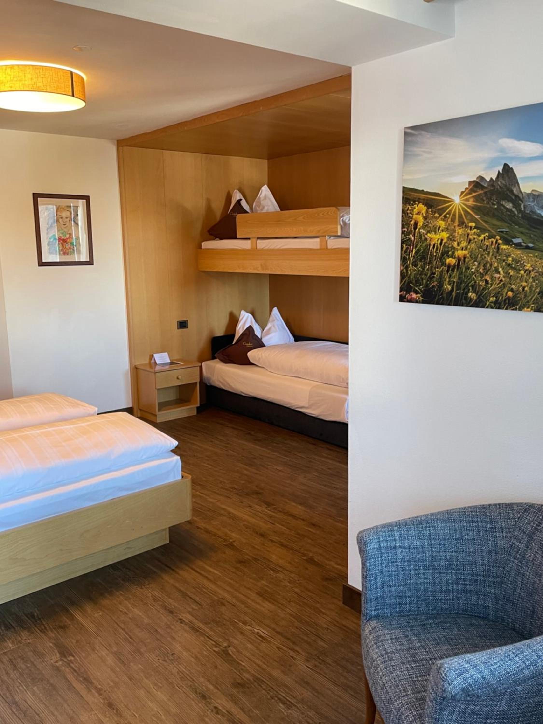 Quadruple Room with Mountain View